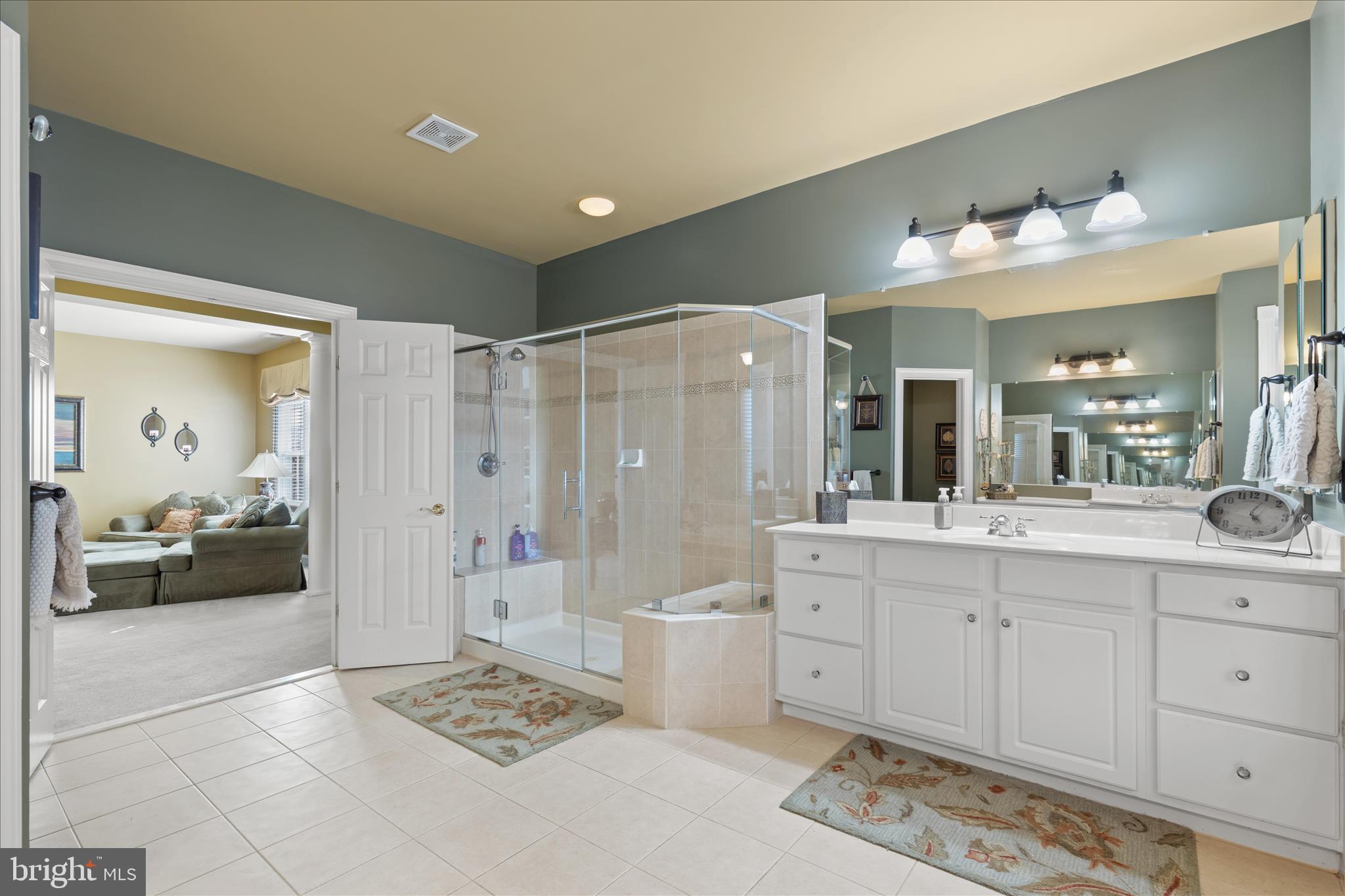 NORTH RIDING - Residential