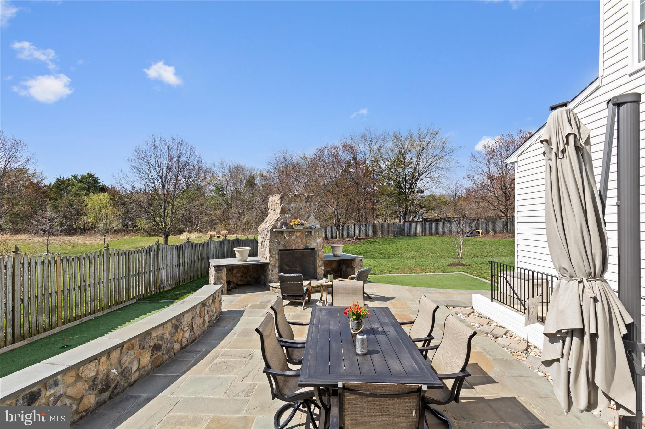 NORTH RIDING - Residential