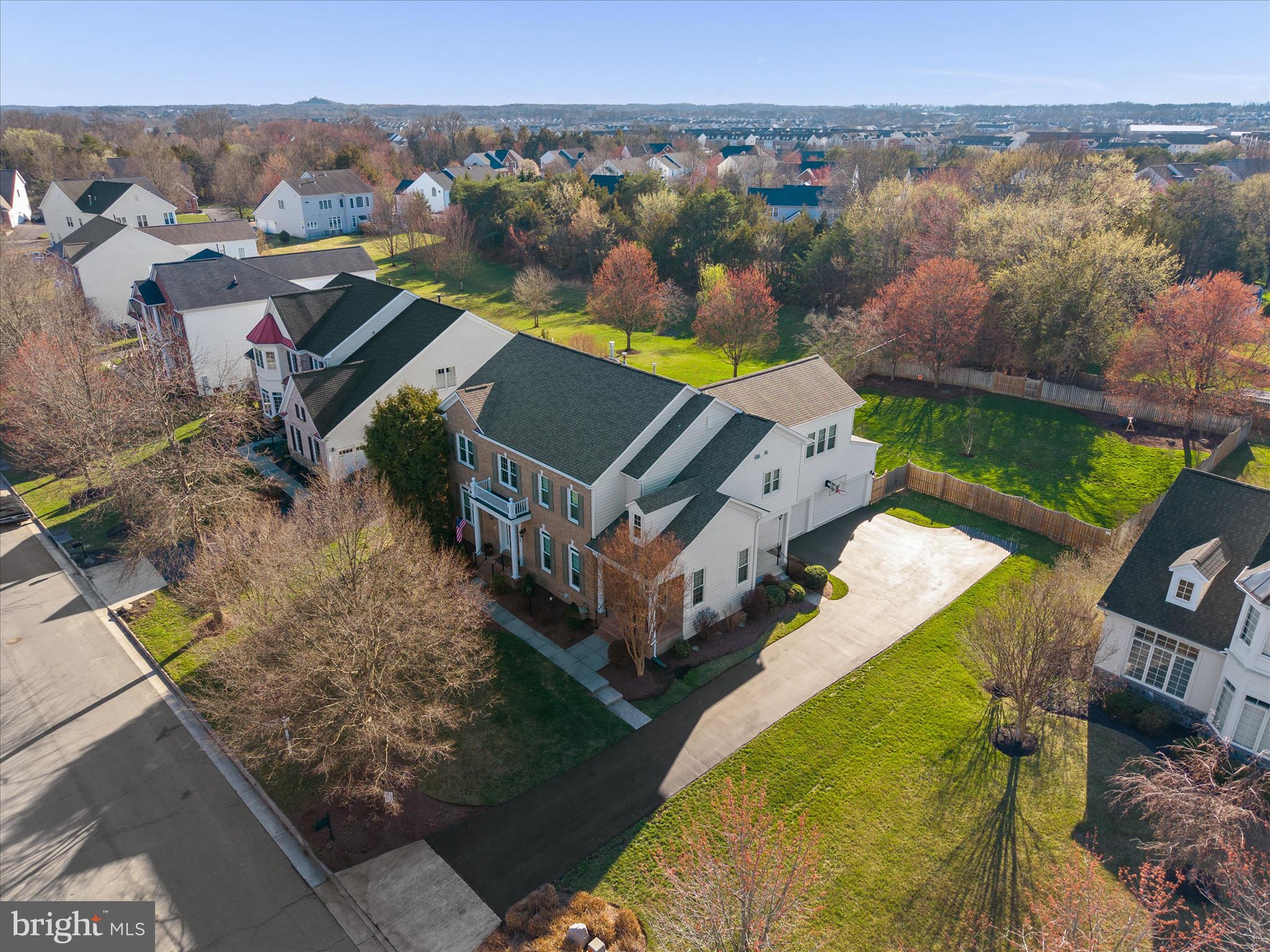 NORTH RIDING - Residential