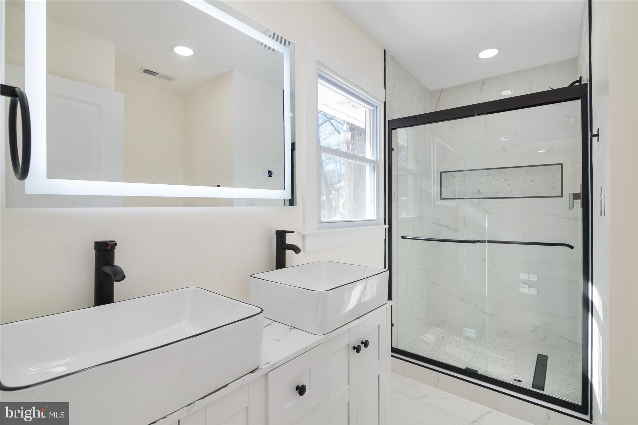 ARDEN ON THE SEVERN - Residential