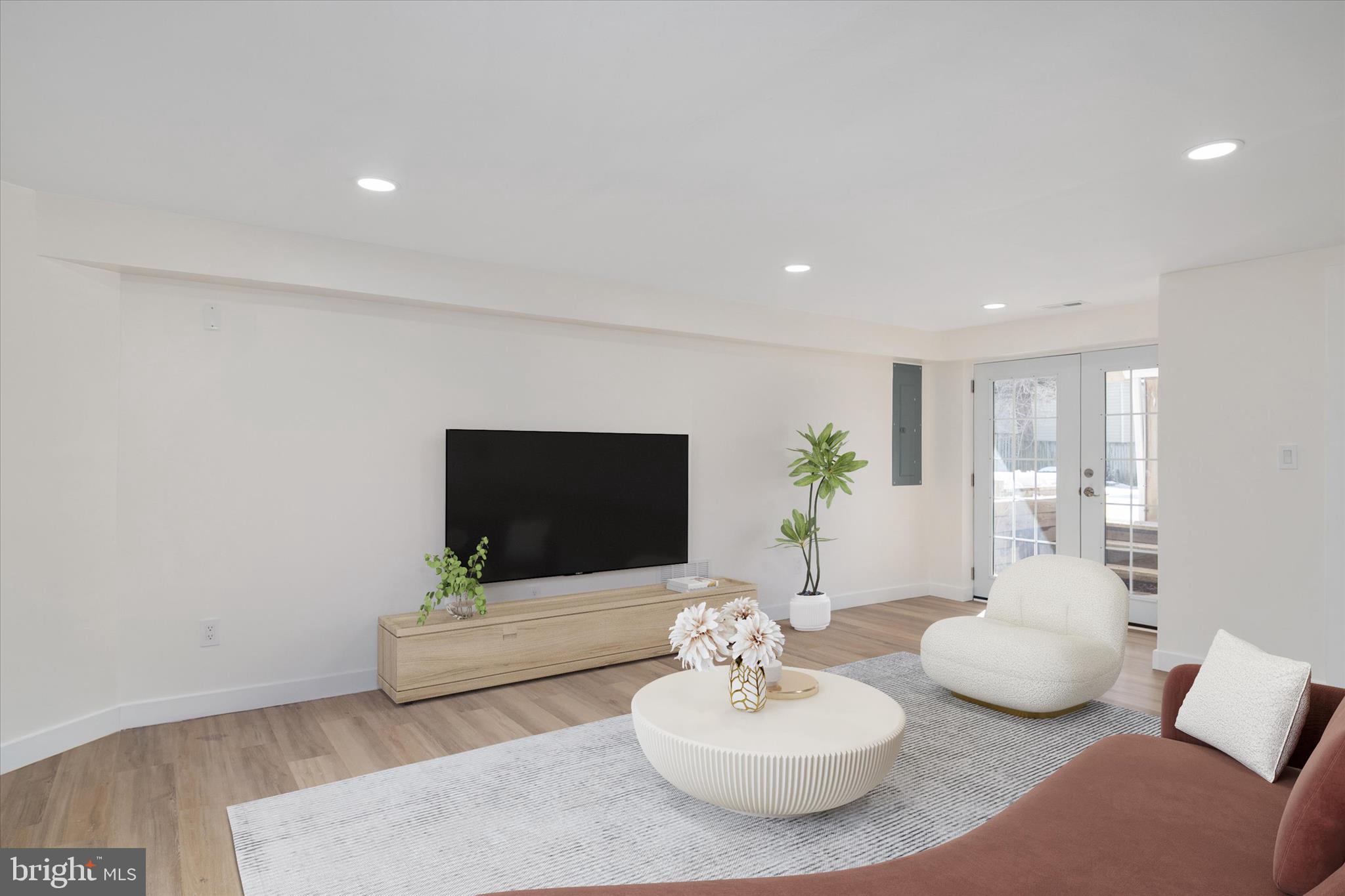 ARDEN ON THE SEVERN - Residential