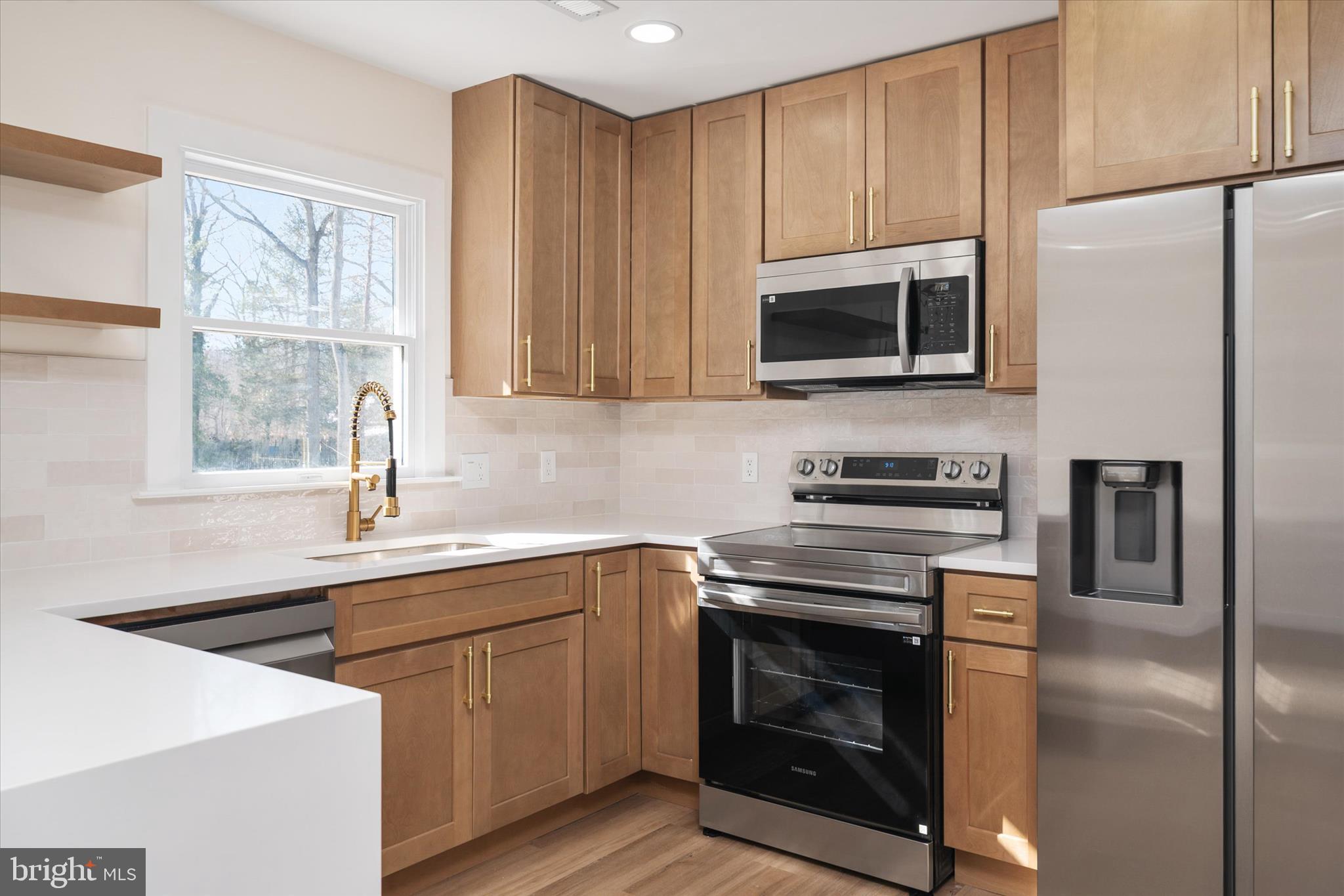 ARDEN ON THE SEVERN - Residential