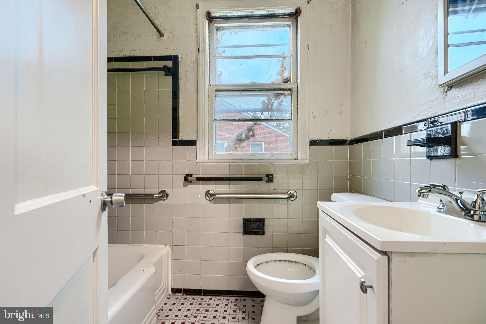 HILLCREST HEIGHTS - Residential