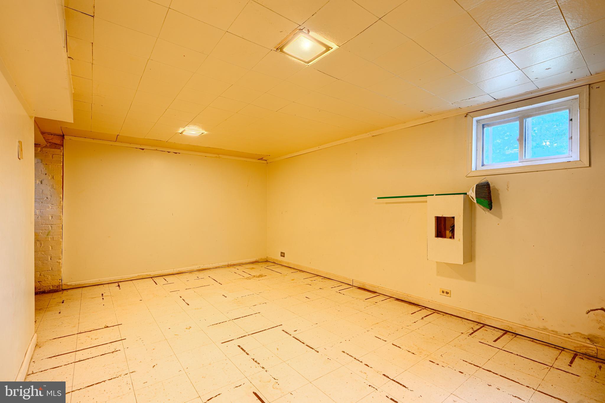 HILLCREST HEIGHTS - Residential