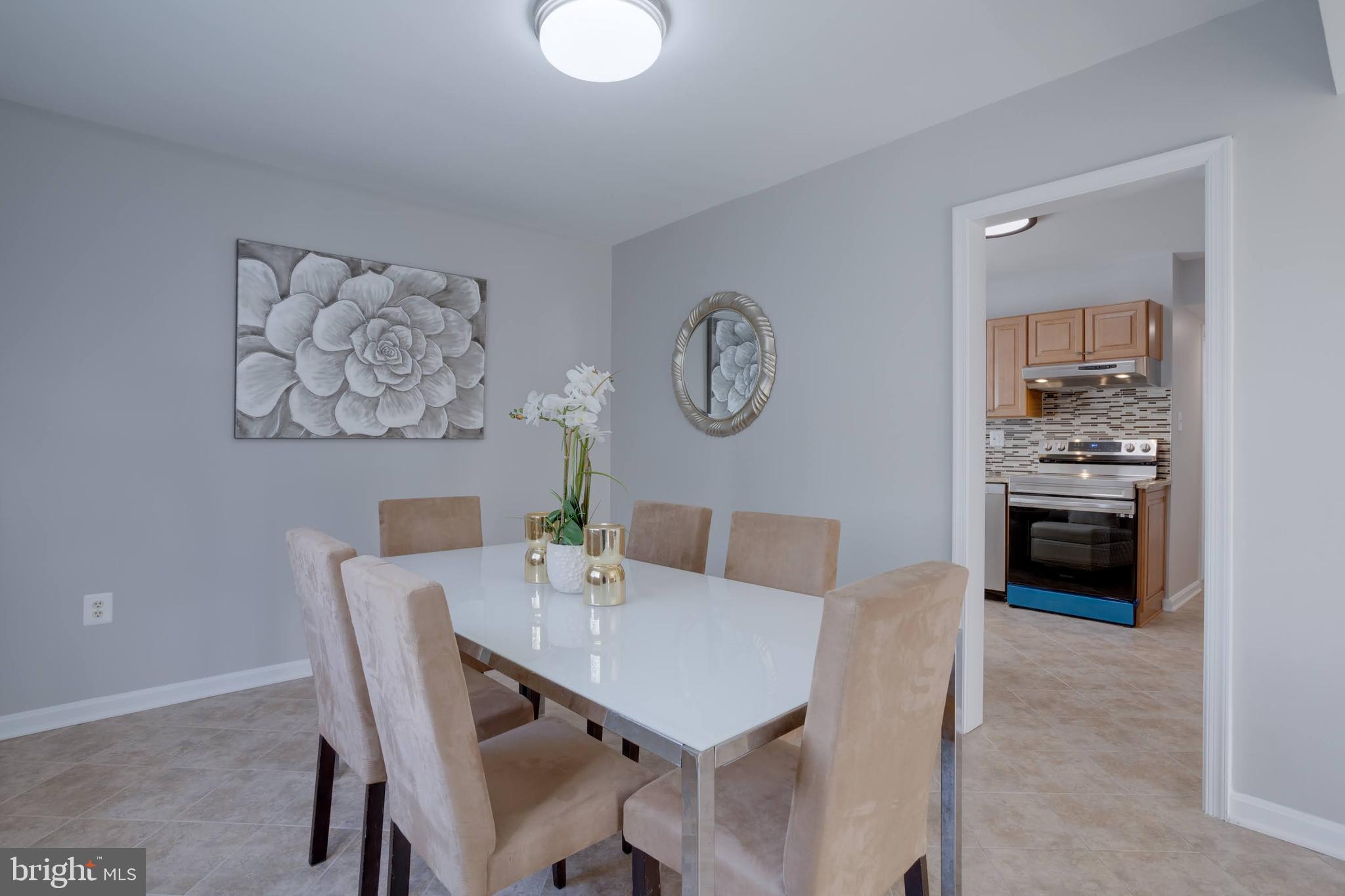 HAWTHORNE VILLAGE - Residential