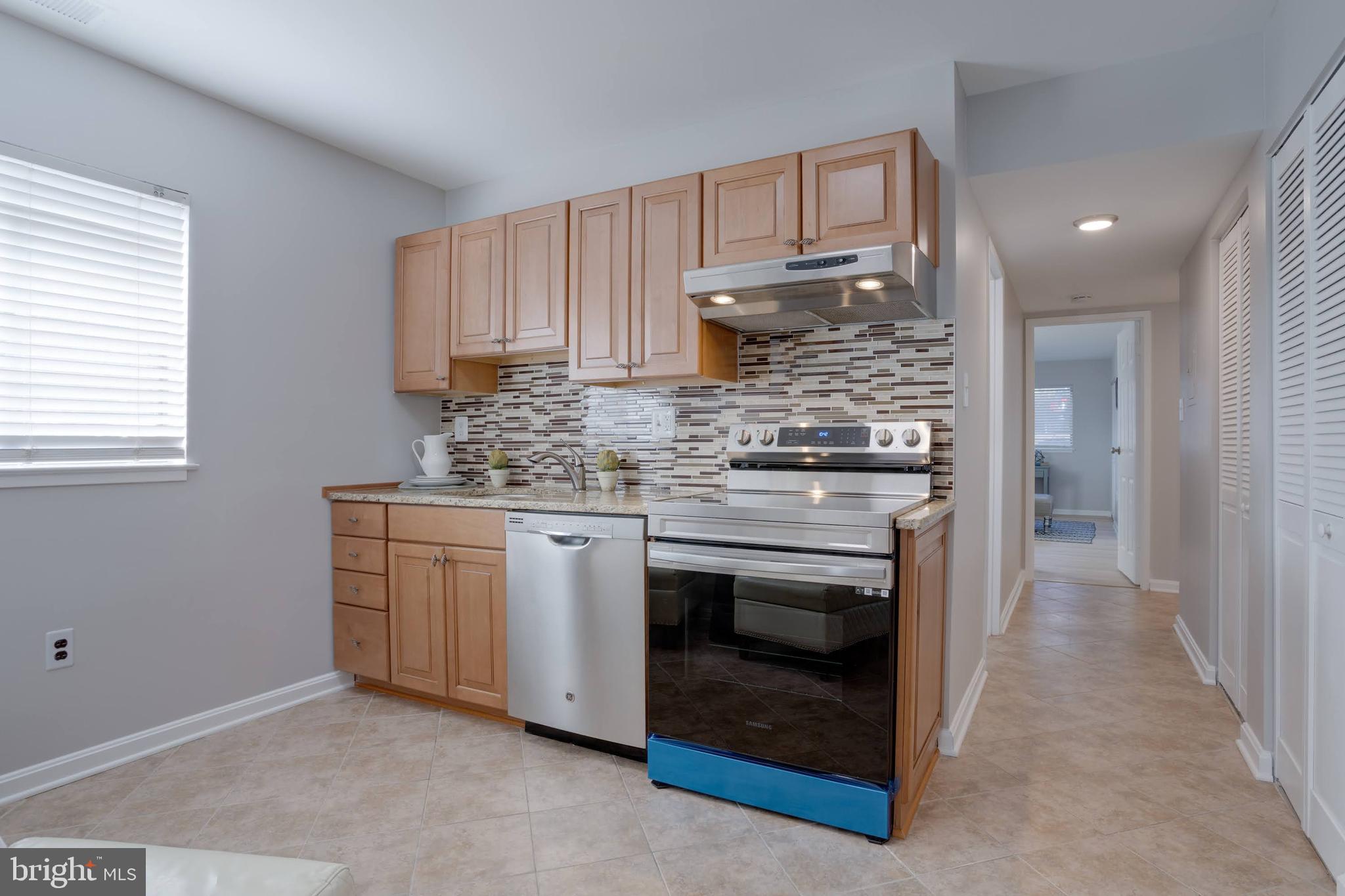 HAWTHORNE VILLAGE - Residential