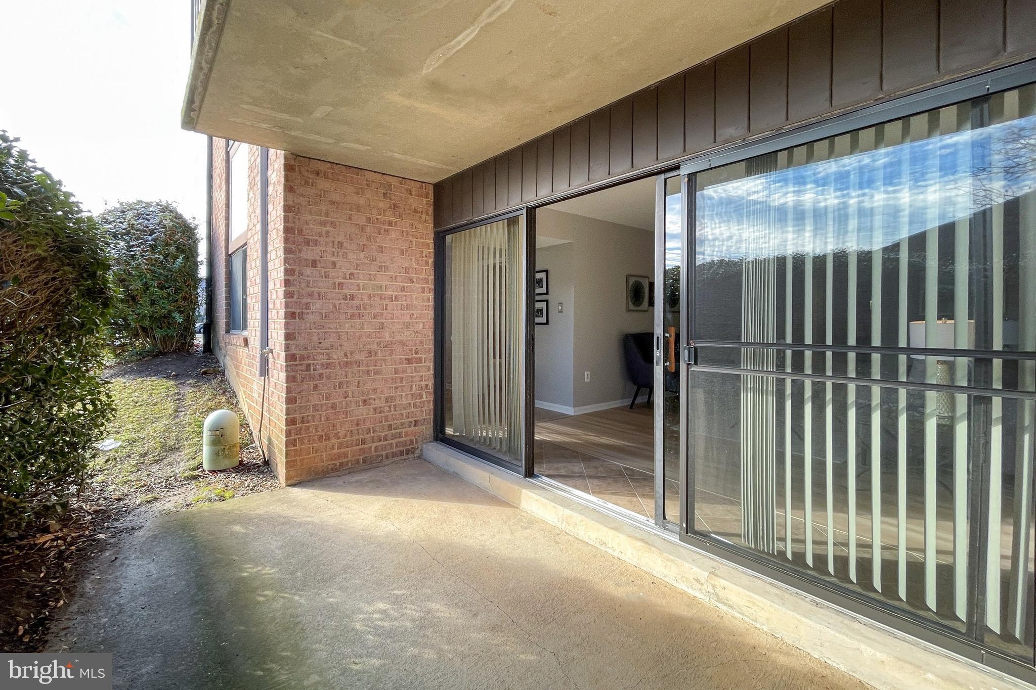 HAWTHORNE VILLAGE - Residential