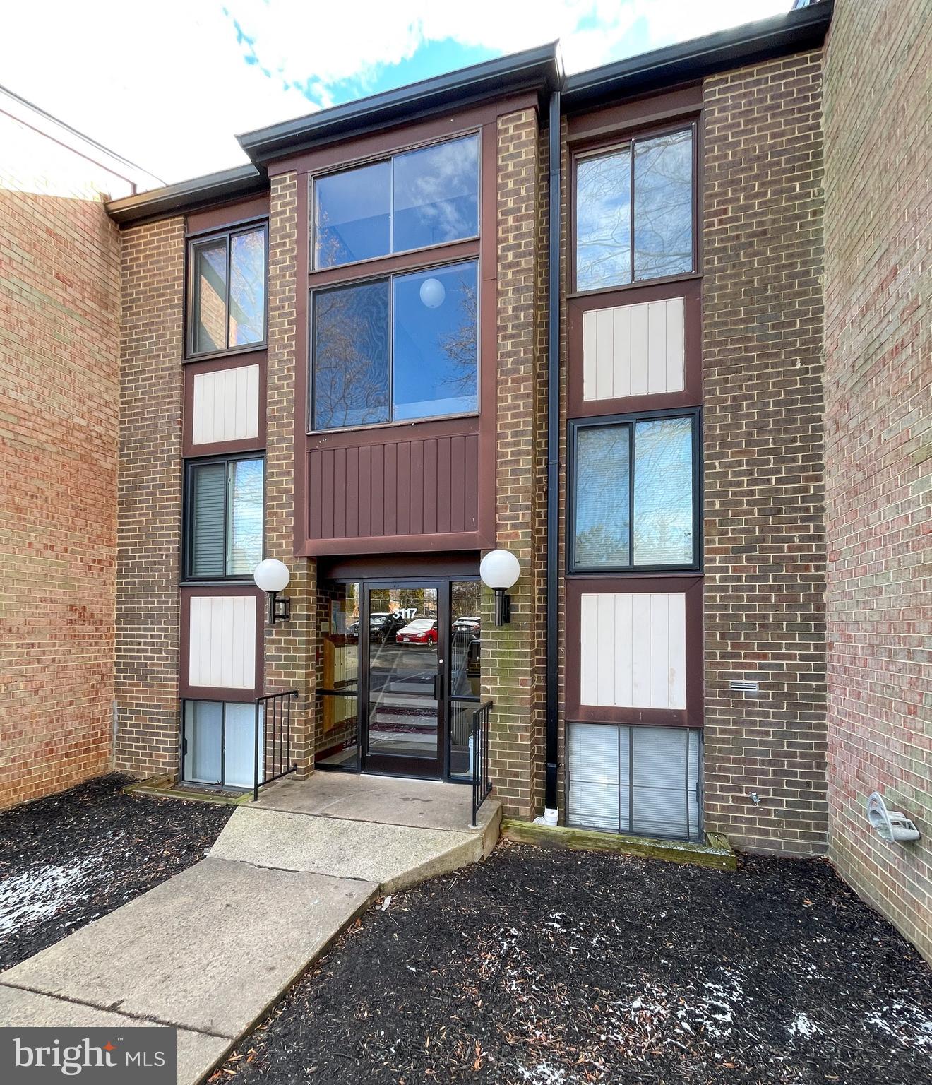 HAWTHORNE VILLAGE - Residential