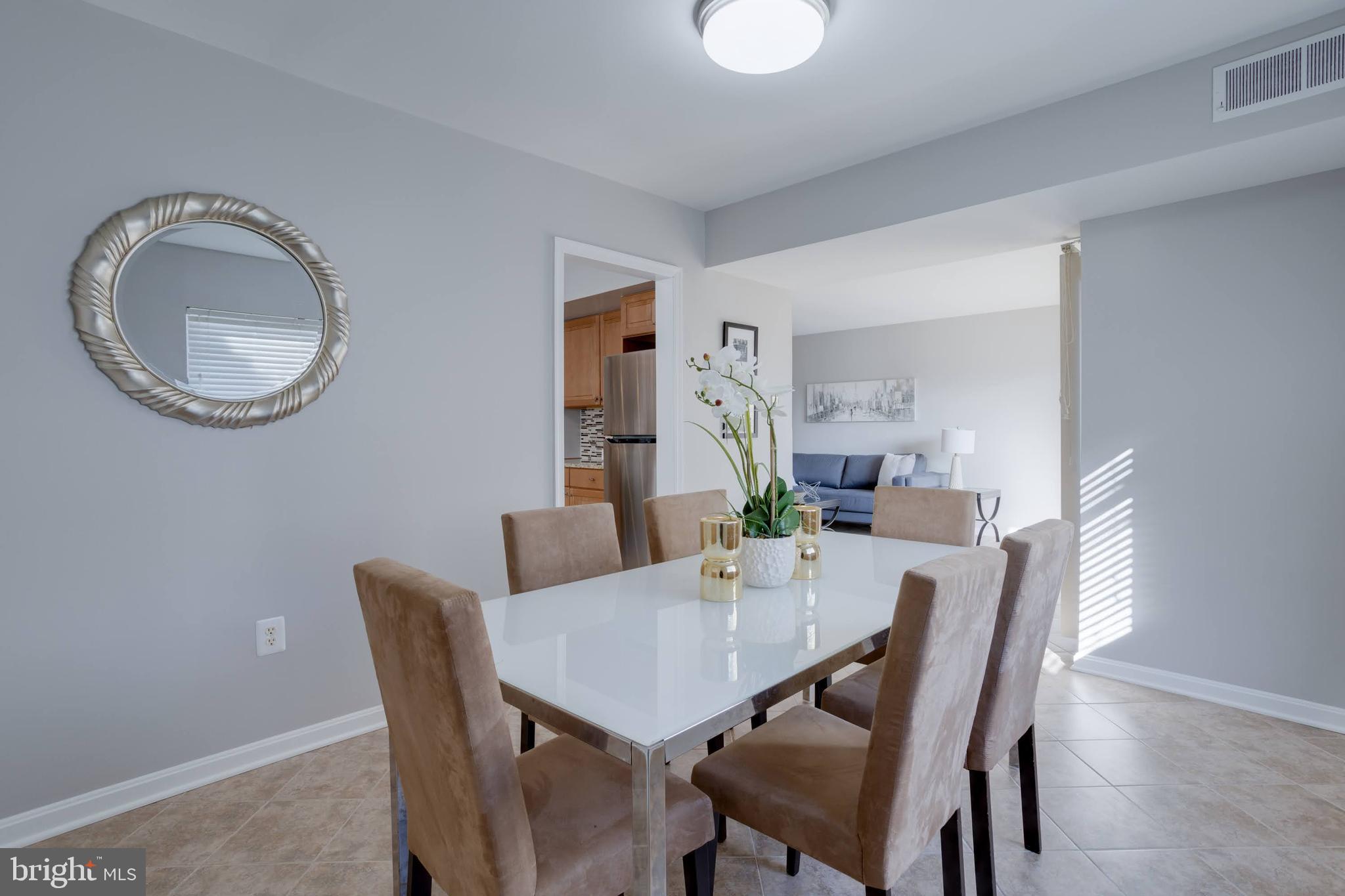 HAWTHORNE VILLAGE - Residential