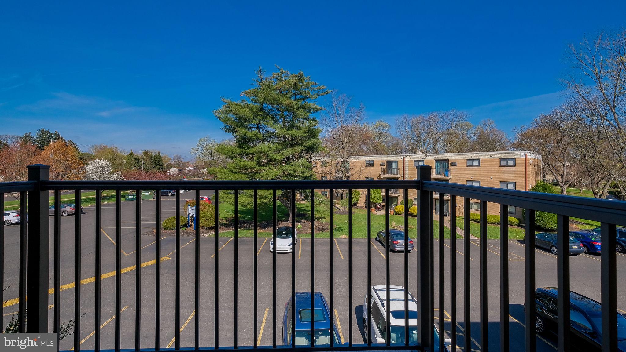 MEADOW WOOD - Residential