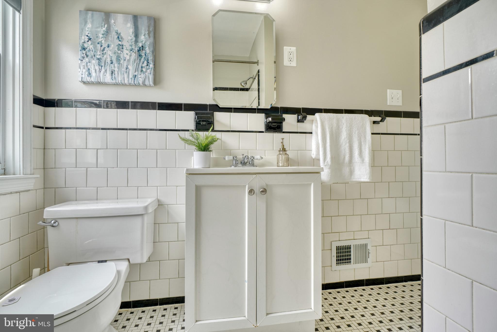 OAKLEIGH MANOR - Residential