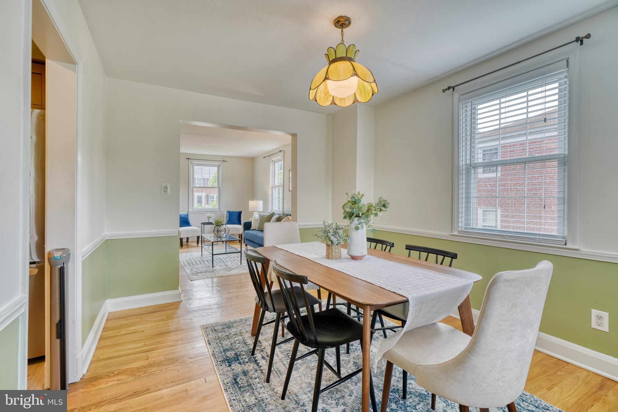 OAKLEIGH MANOR - Residential