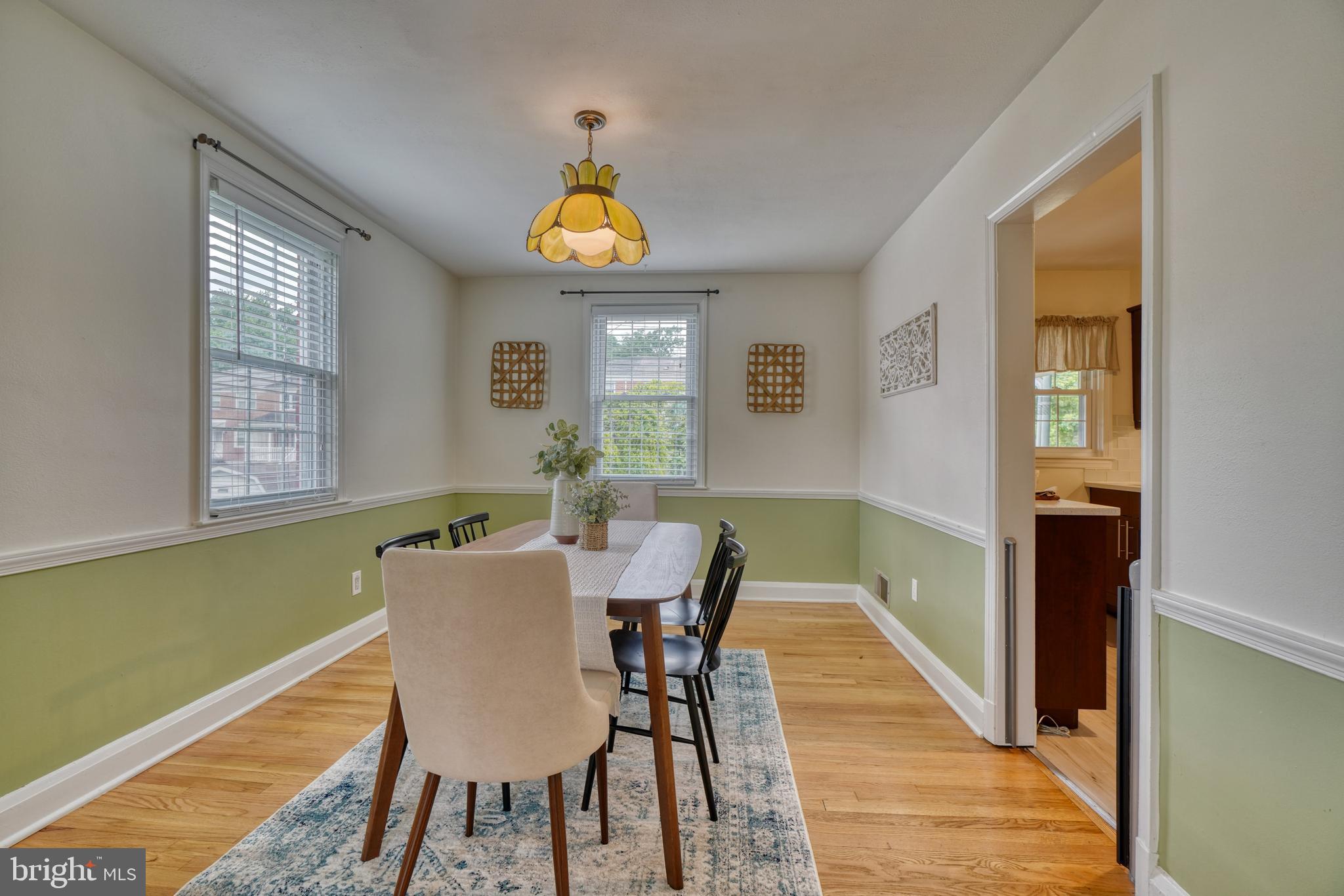 OAKLEIGH MANOR - Residential