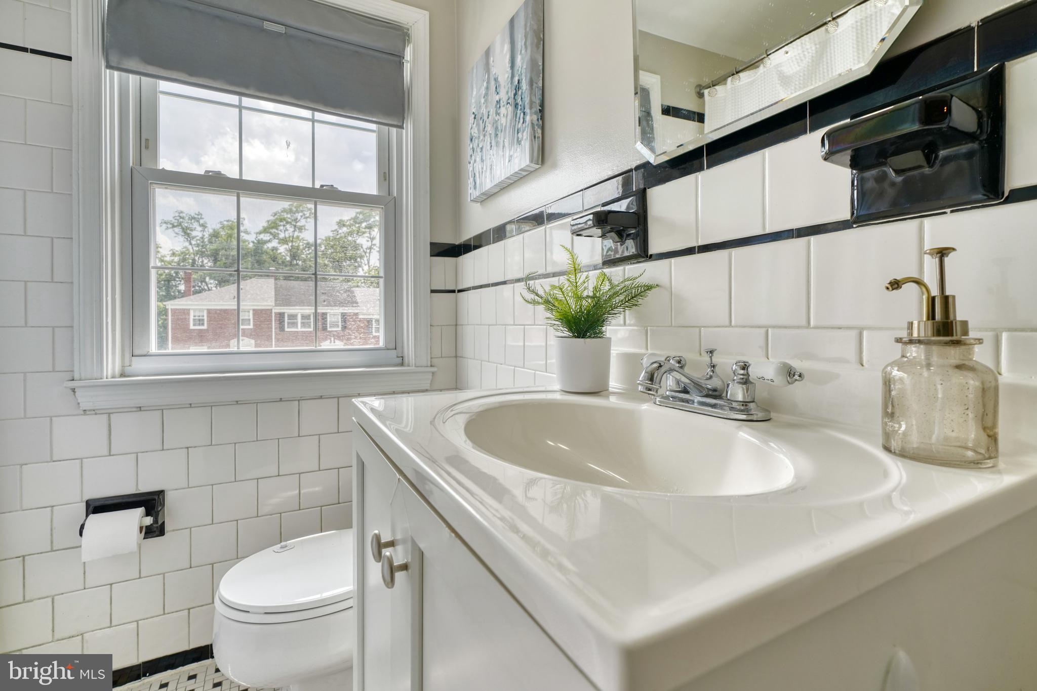 OAKLEIGH MANOR - Residential