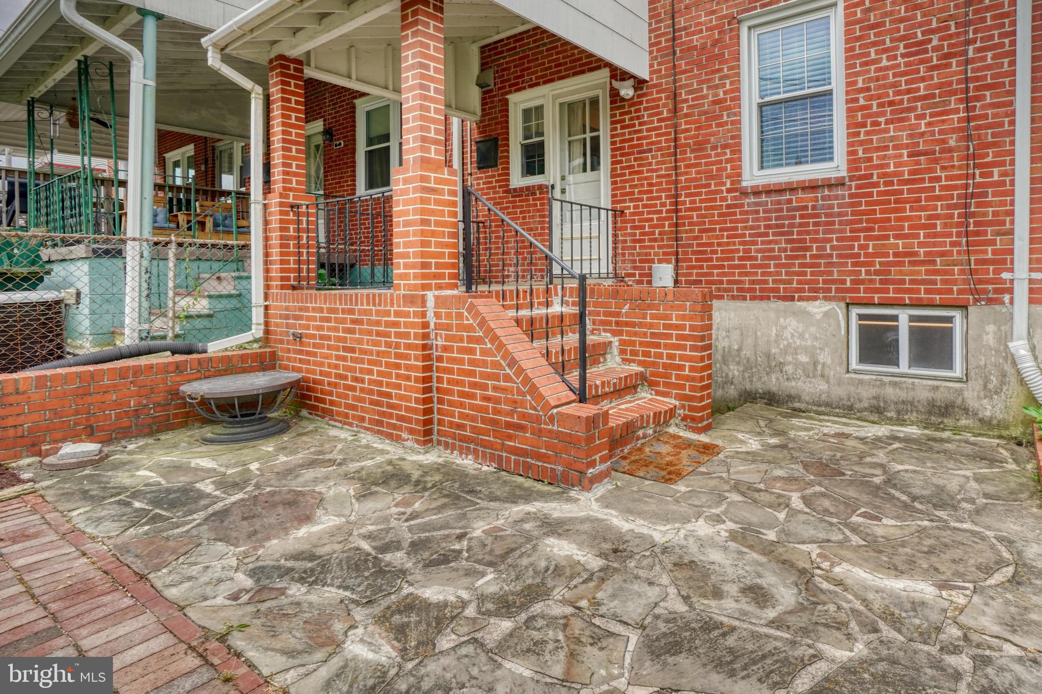 OAKLEIGH MANOR - Residential