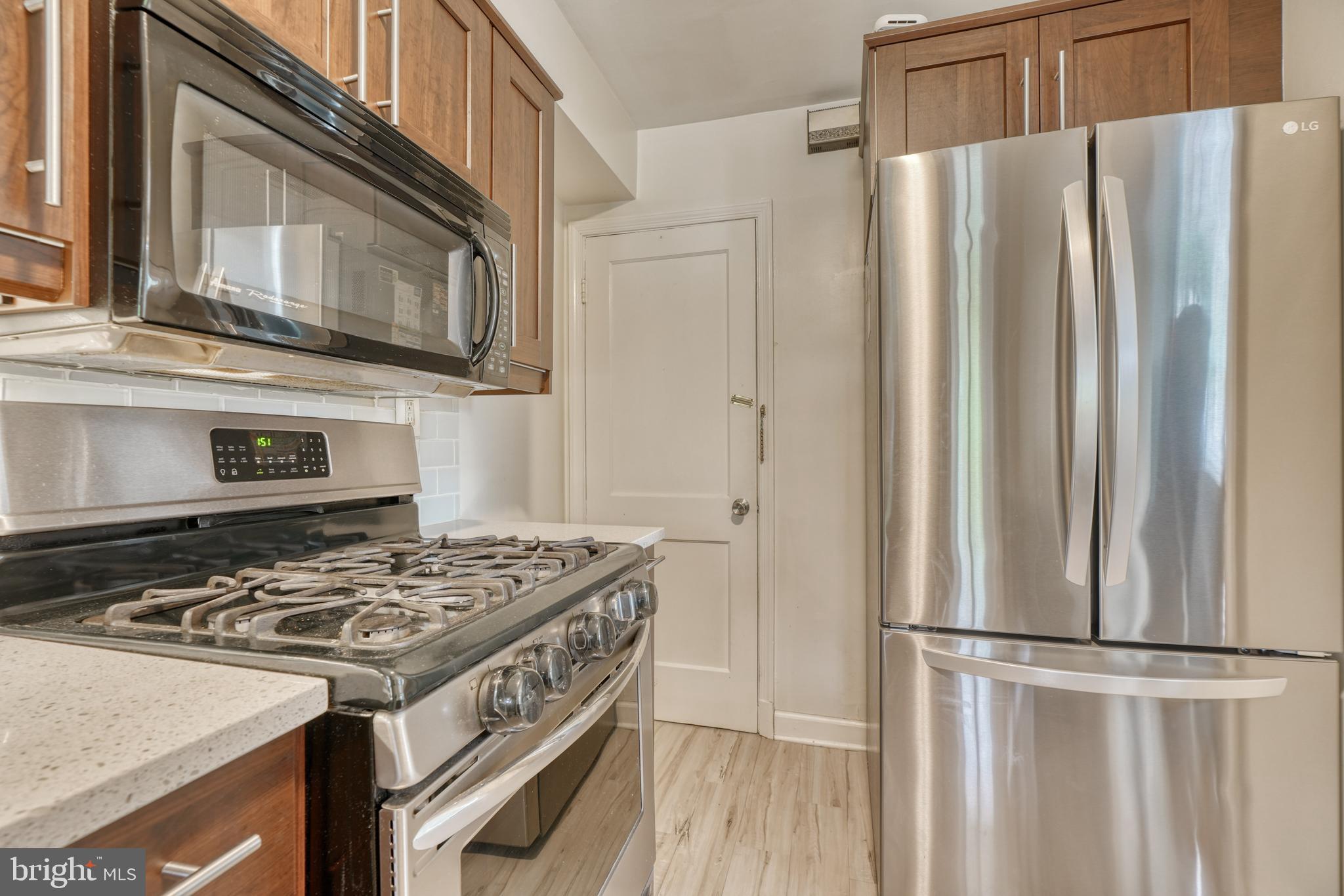 OAKLEIGH MANOR - Residential