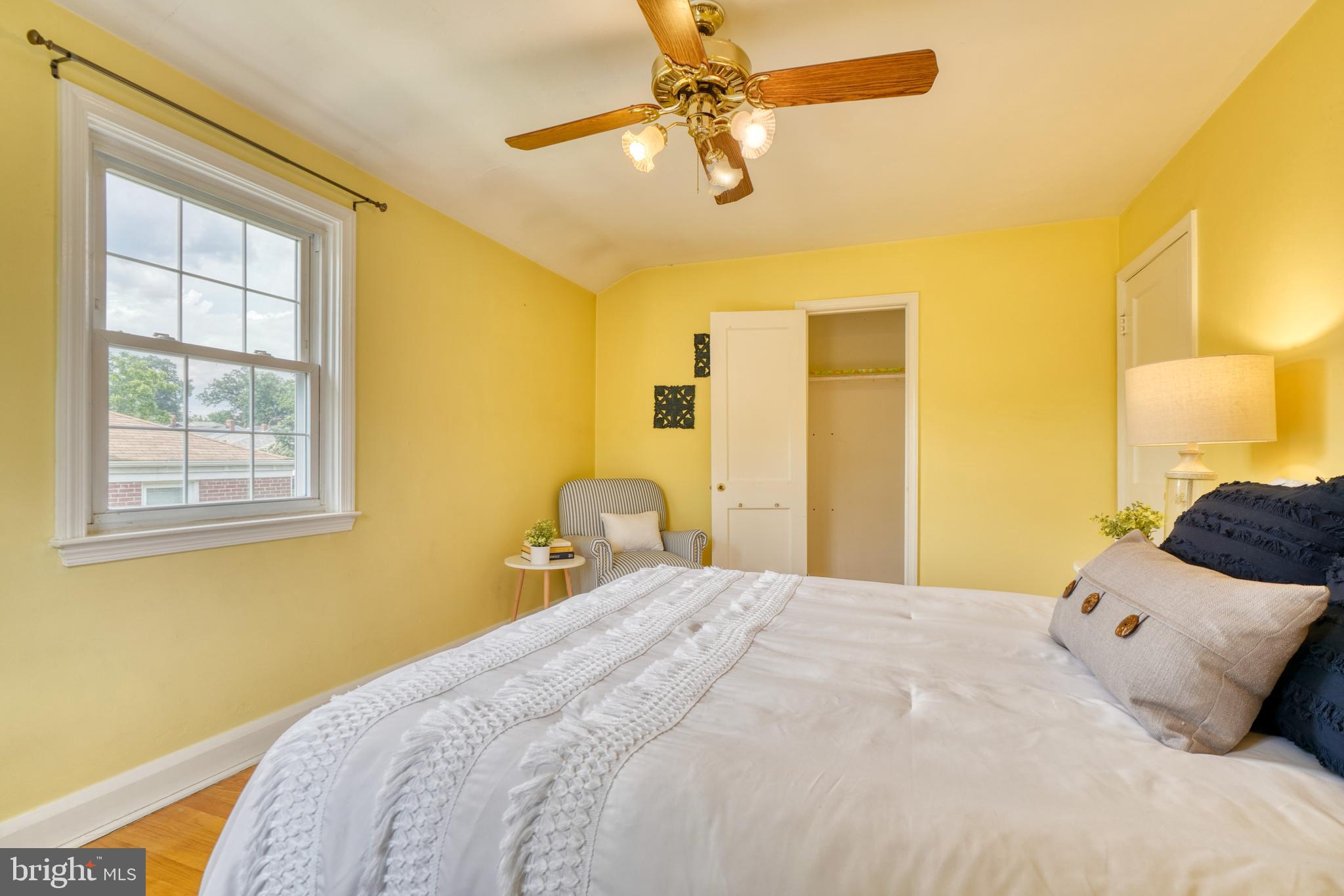 OAKLEIGH MANOR - Residential