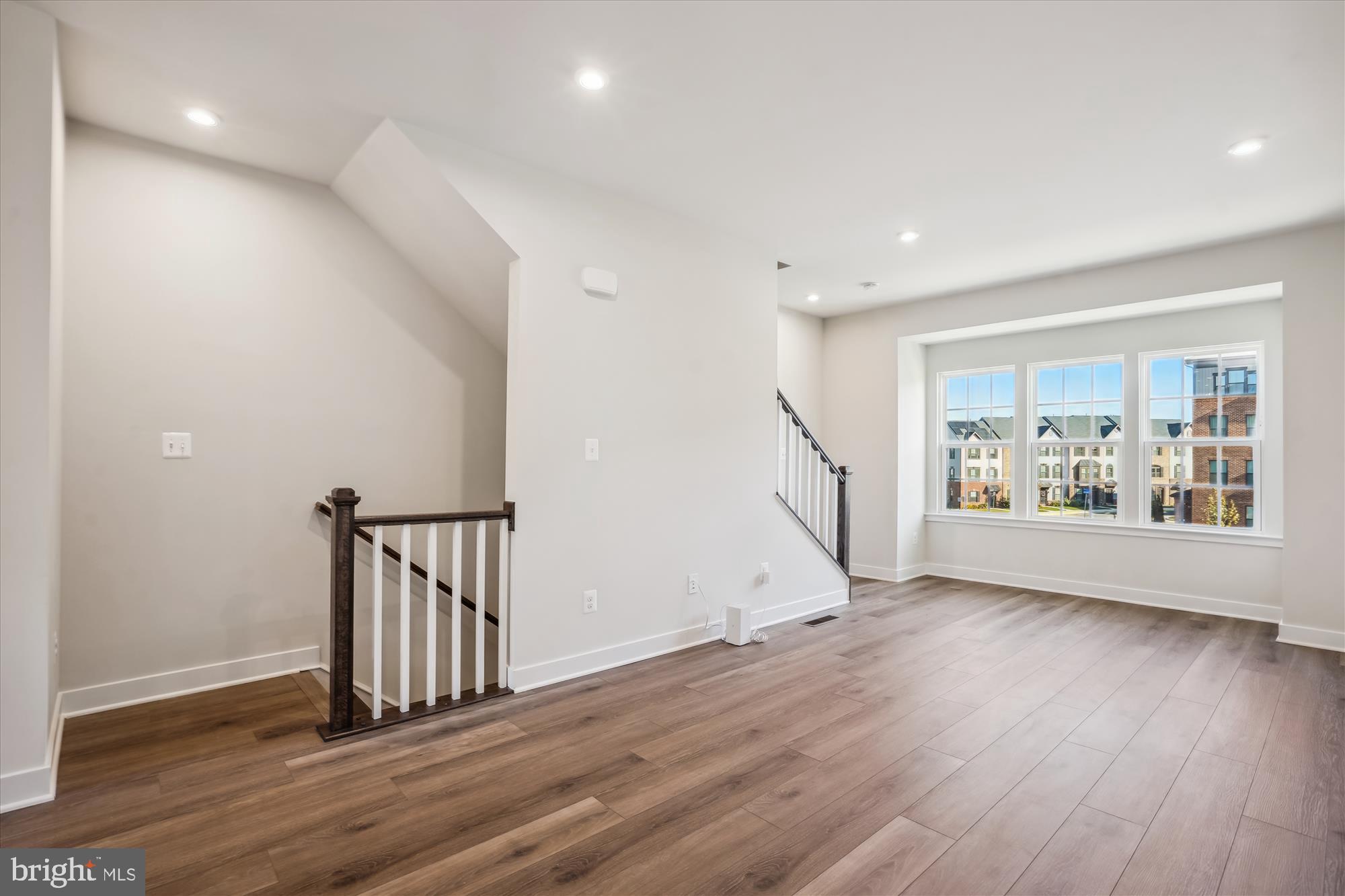 FOSTER'S GLEN - Residential Lease