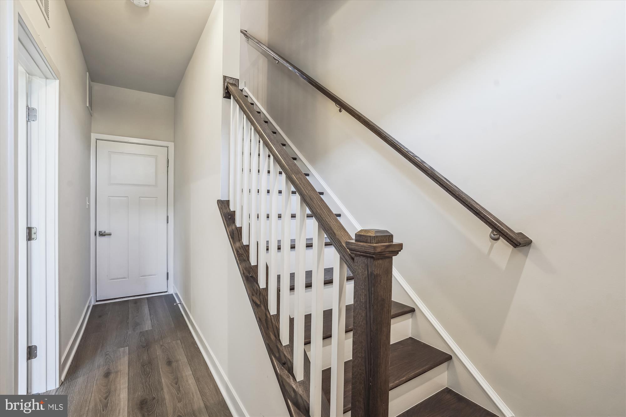 FOSTER'S GLEN - Residential Lease