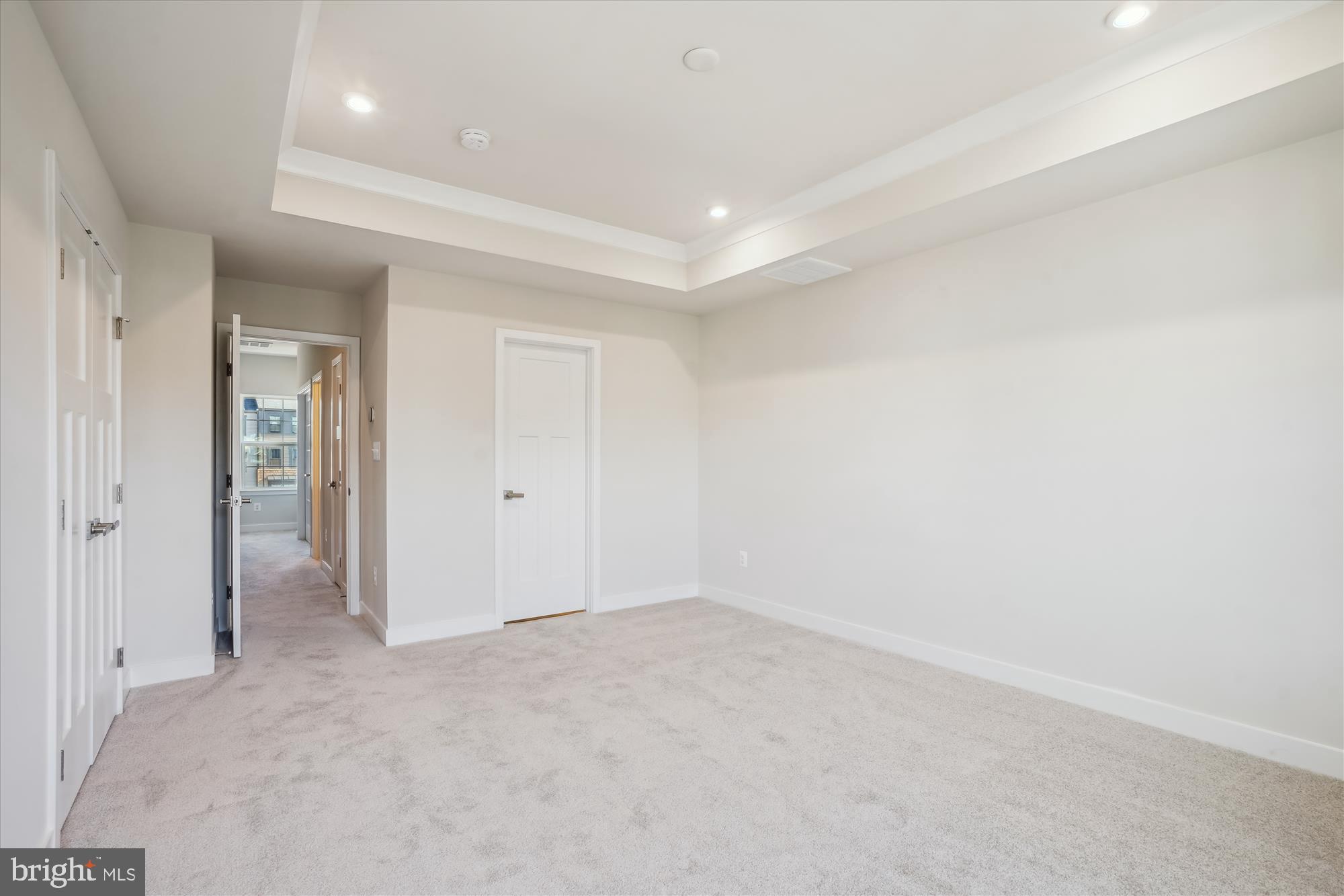 FOSTER'S GLEN - Residential Lease