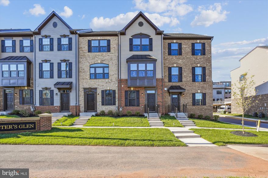 Brand New, Luxury townhouse in Herndon, VA. 1-car attached garage. Main level features an office/bedroom and a full bathroom. Upper level 1 has an open floor plan; kitchen with stainless steel appliances and island. Living room and dining room. Large deck.  Hardwood floors throughout all levels. Primary bedroom features walk in closet and primary bathroom with dual sinks. Must see, available immediately!