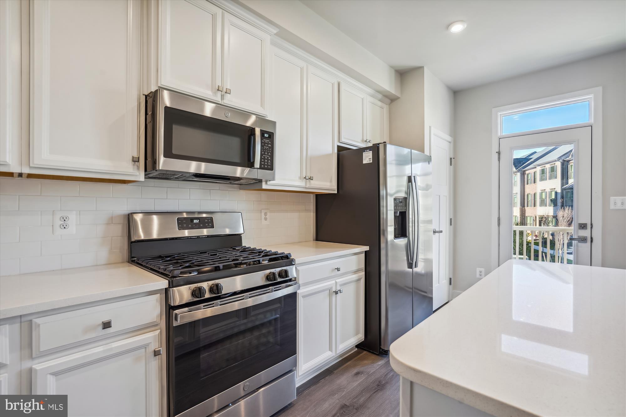 FOSTER'S GLEN - Residential Lease