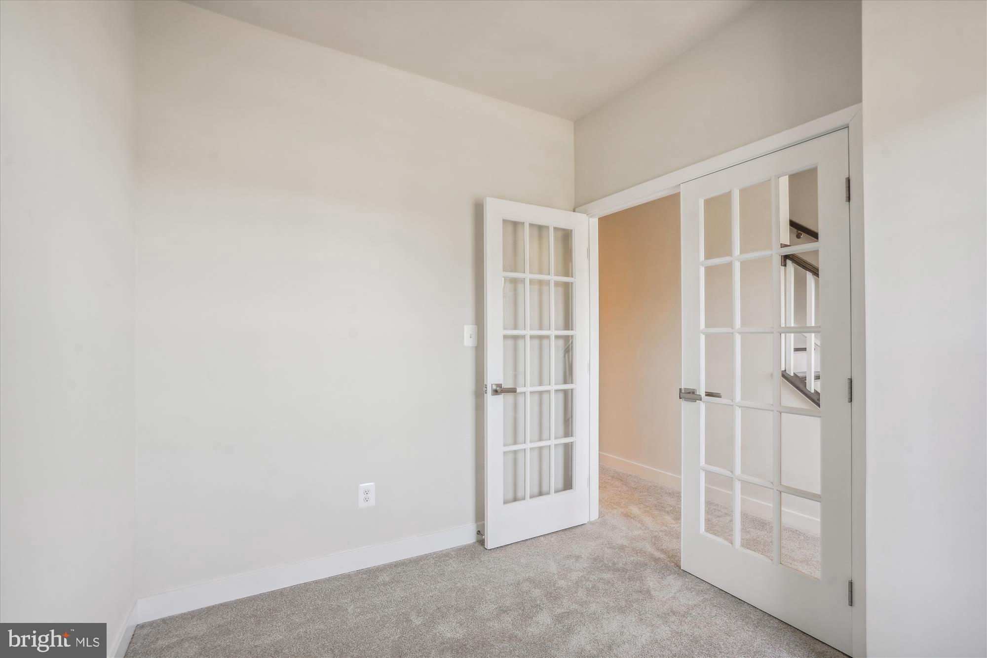 FOSTER'S GLEN - Residential Lease