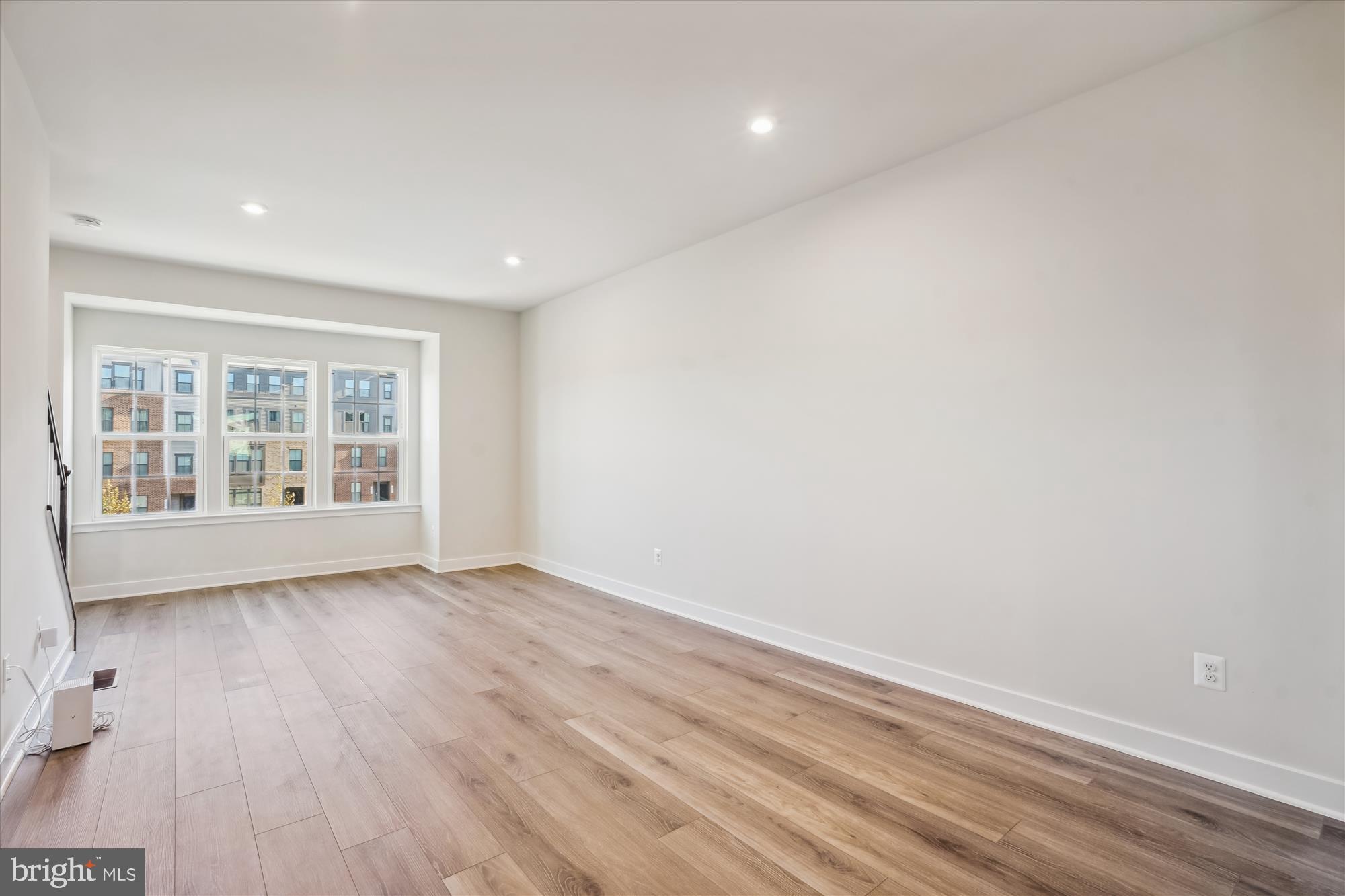 FOSTER'S GLEN - Residential Lease