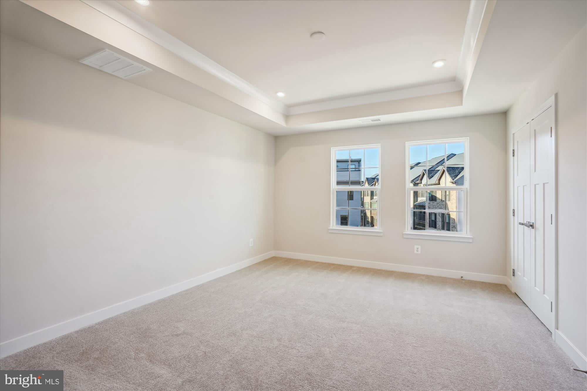 FOSTER'S GLEN - Residential Lease