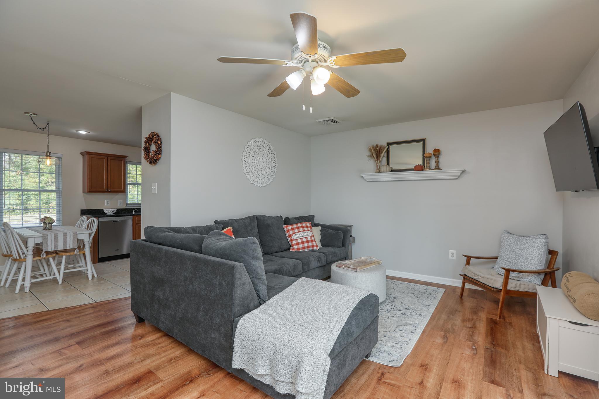 INDIAN CREEK - Residential