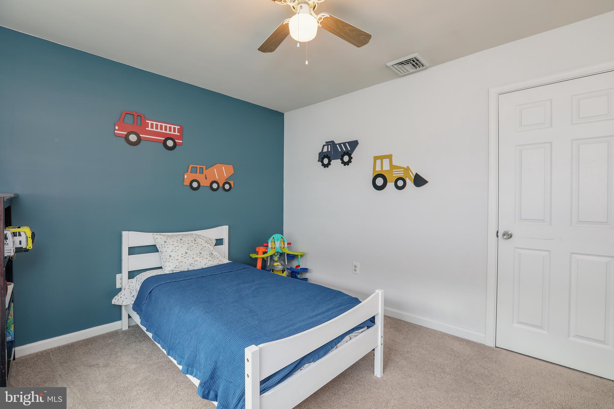 INDIAN CREEK - Residential