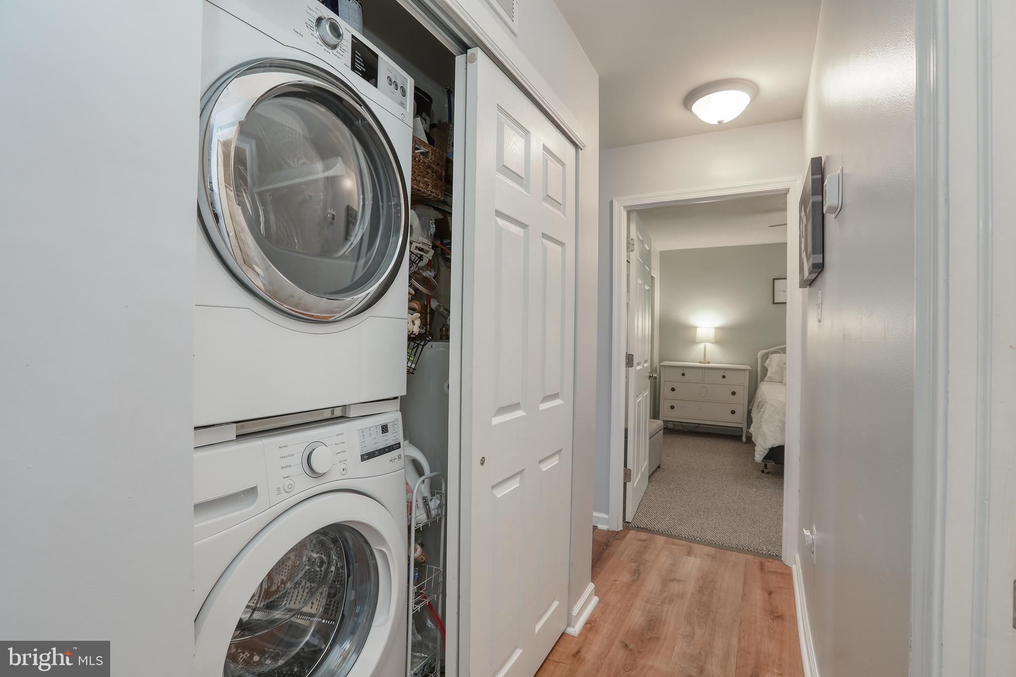 INDIAN CREEK - Residential