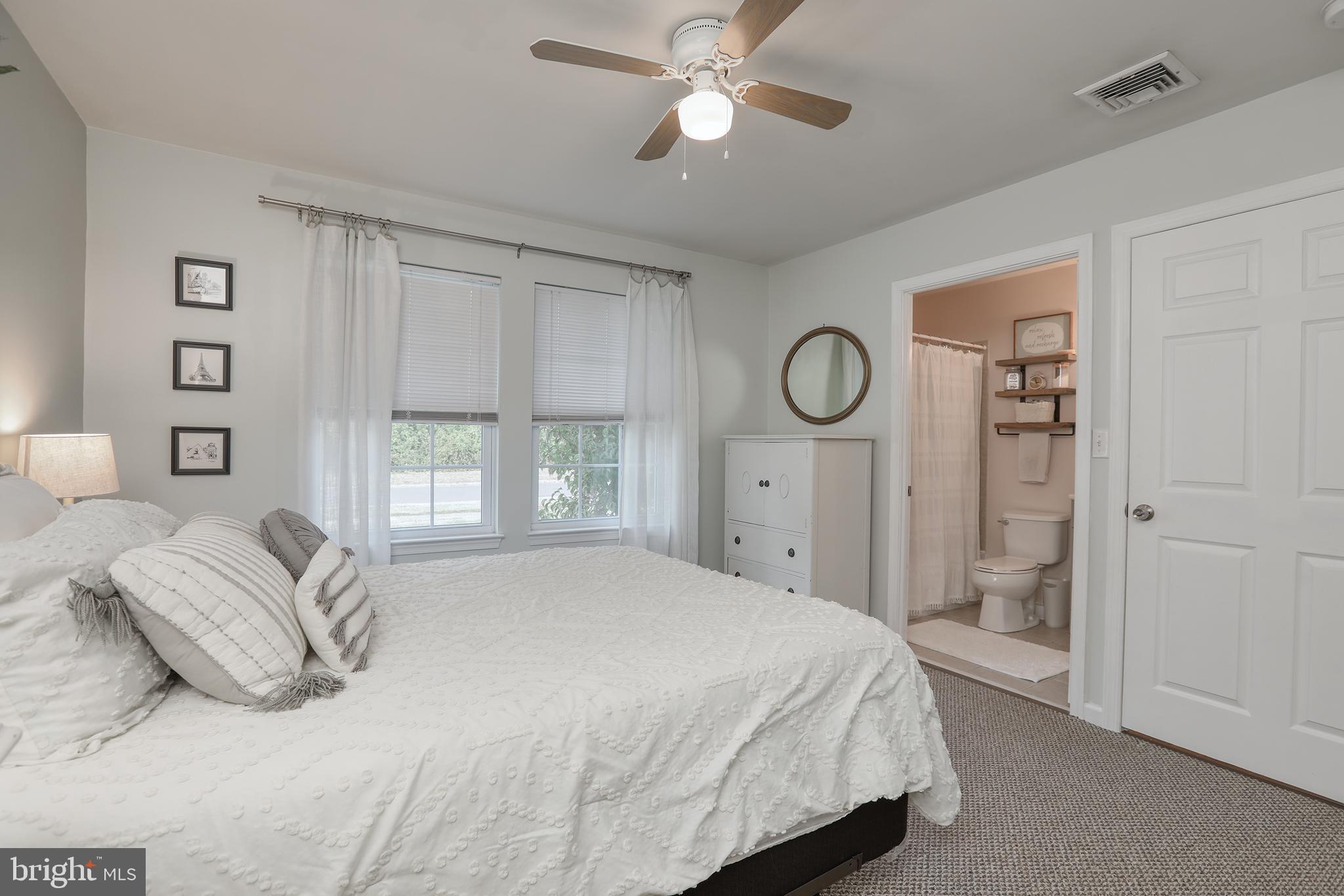 INDIAN CREEK - Residential