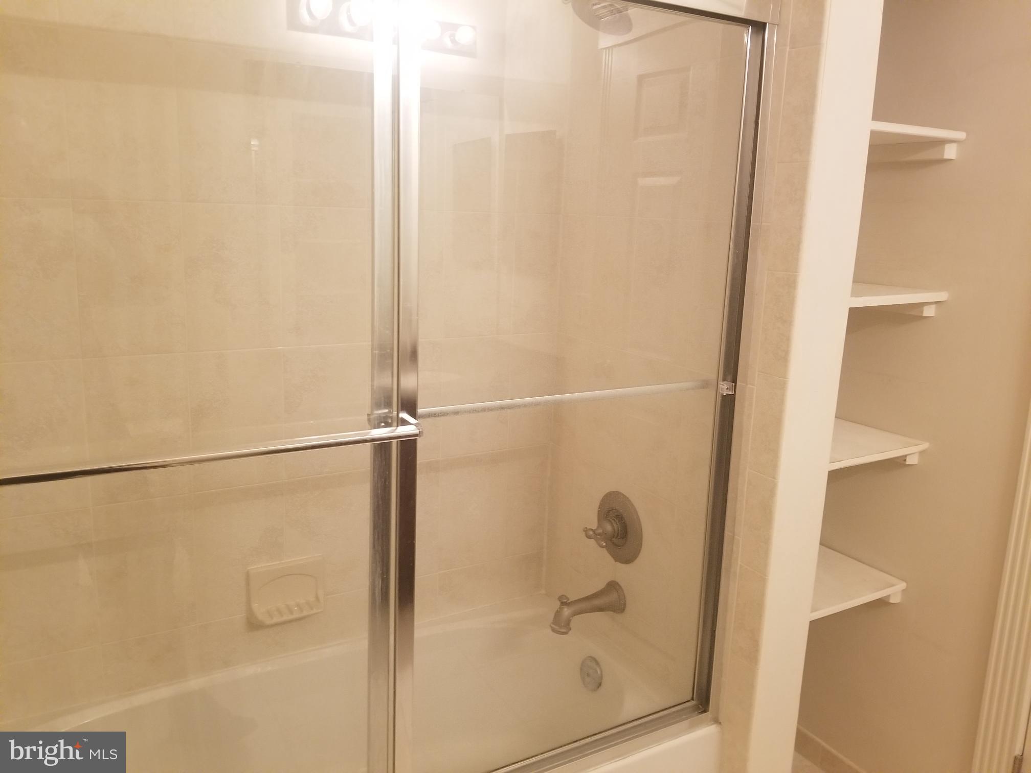 THE GRANDE AT RIVERVIEW - Residential