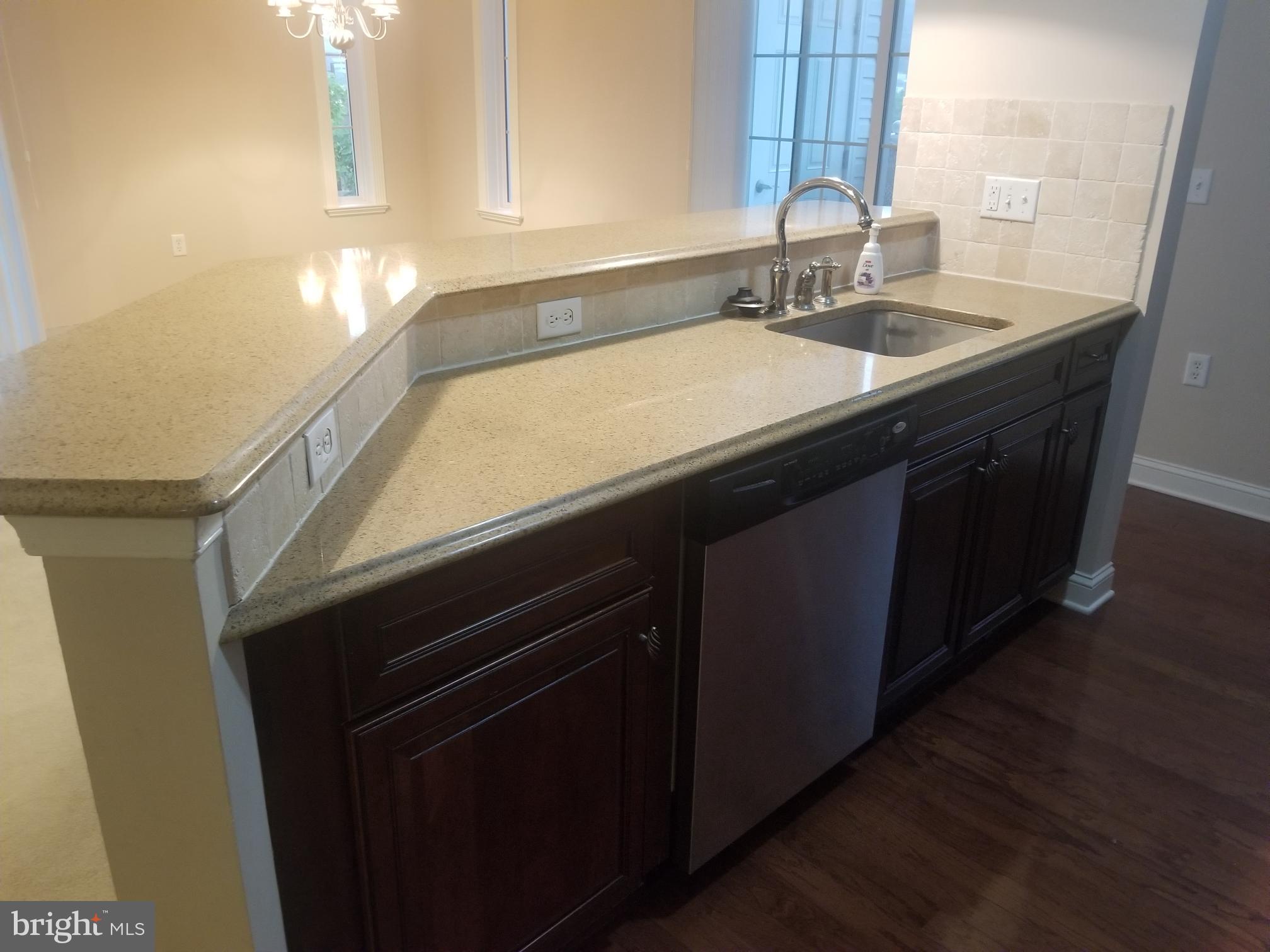 THE GRANDE AT RIVERVIEW - Residential