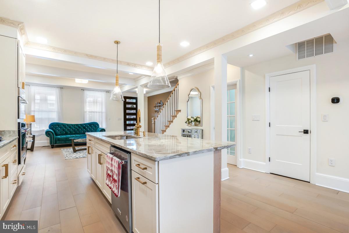4420 15TH STREET NW