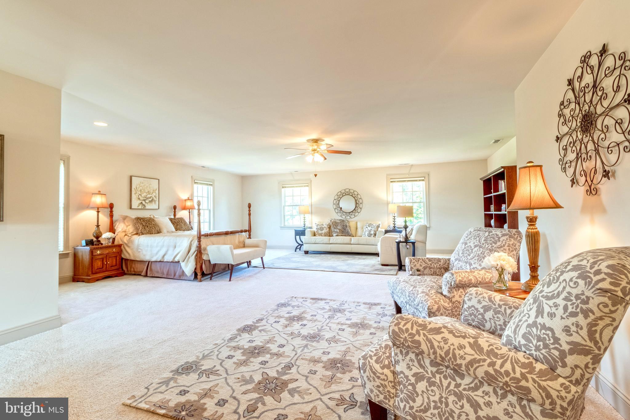 COUNTRY WALK - Residential