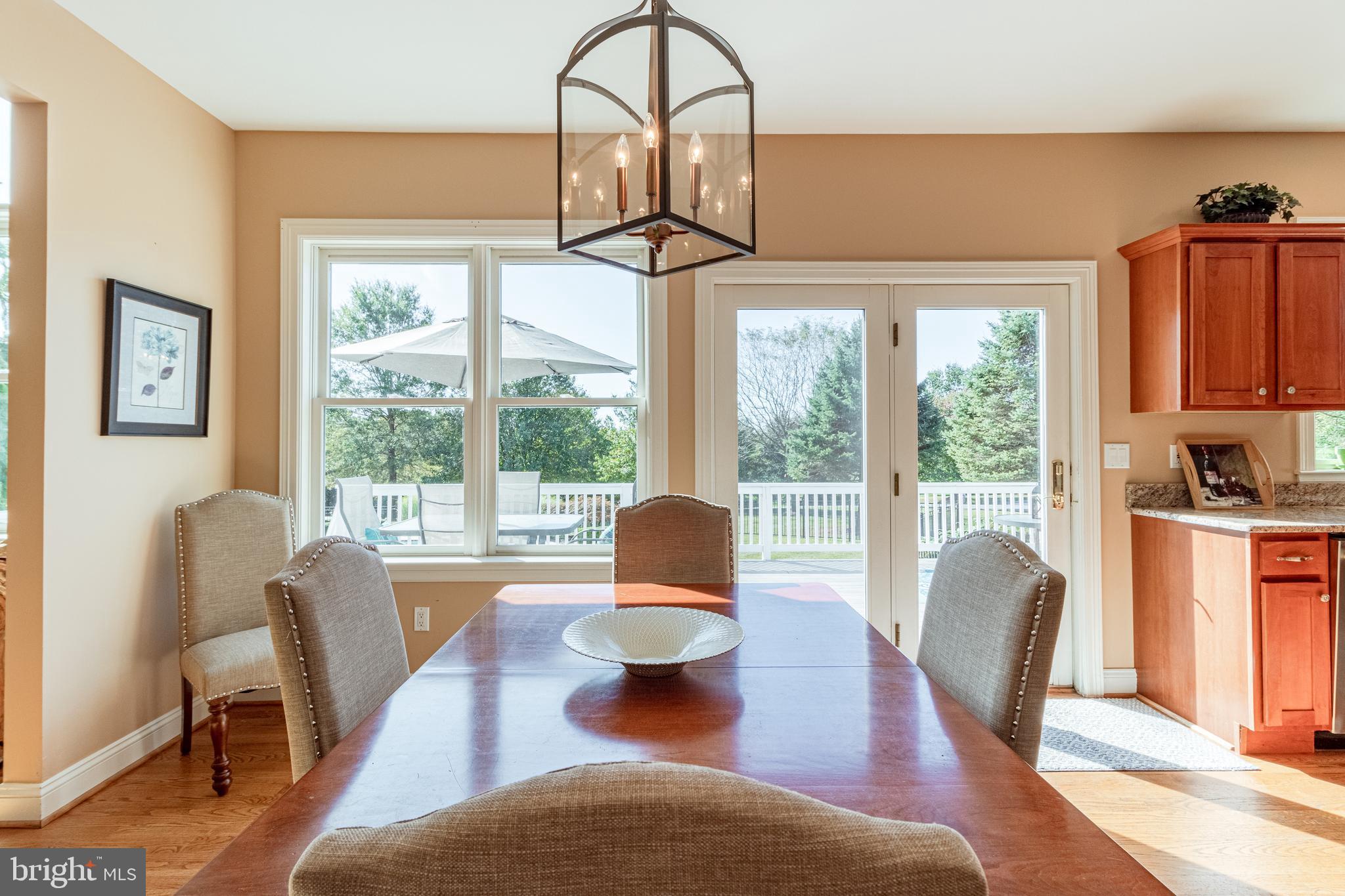 COUNTRY WALK - Residential