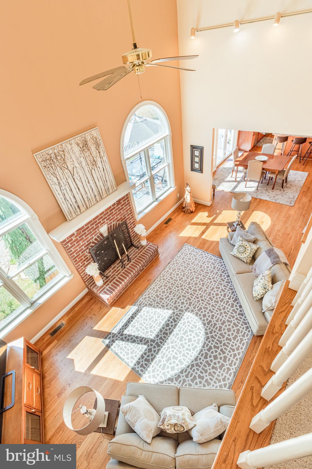 COUNTRY WALK - Residential