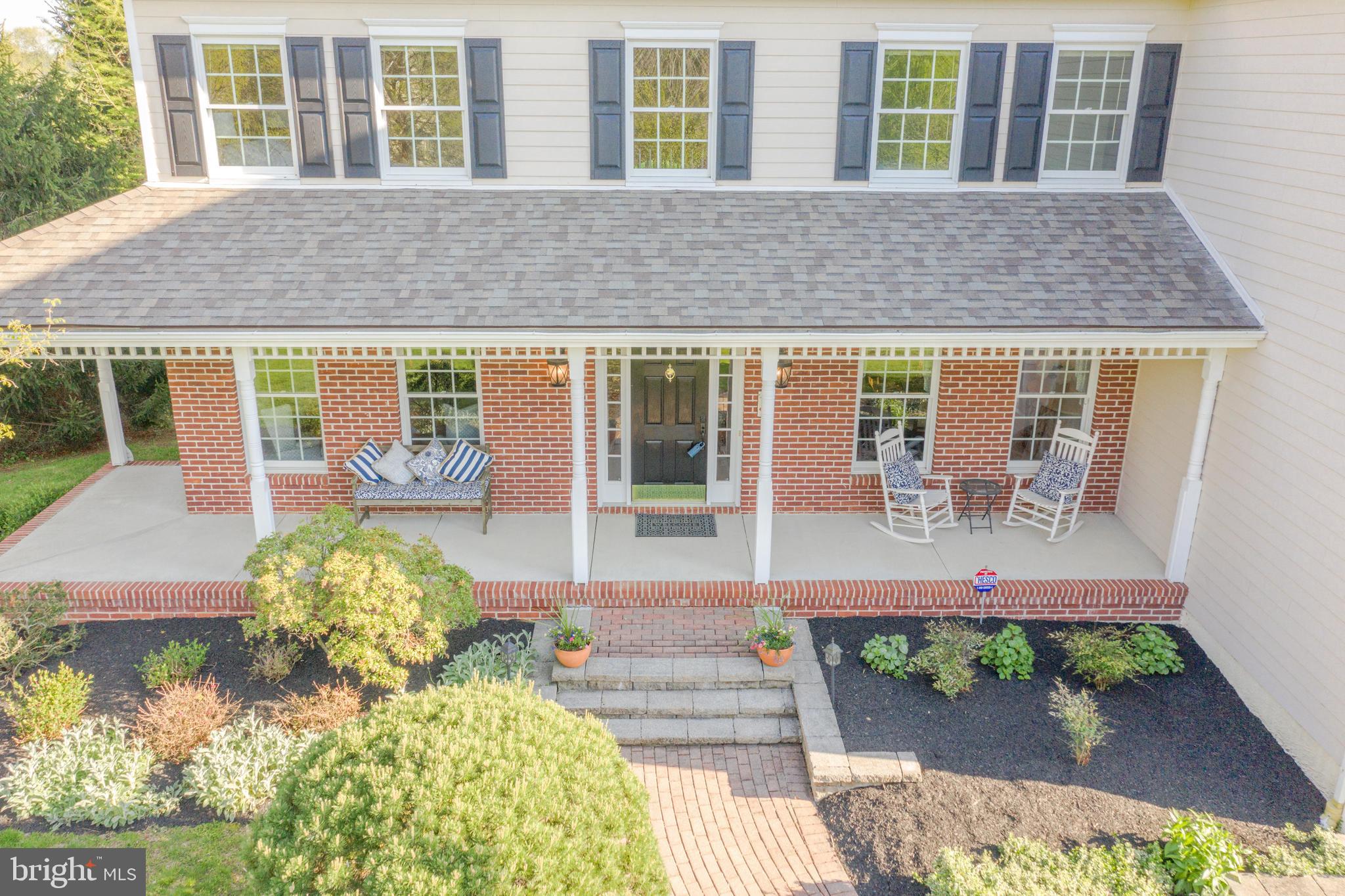 COUNTRY WALK - Residential