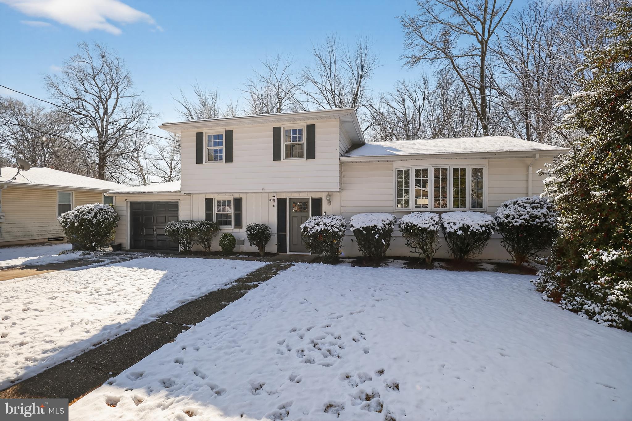 1015 SYCAMORE AVENUE