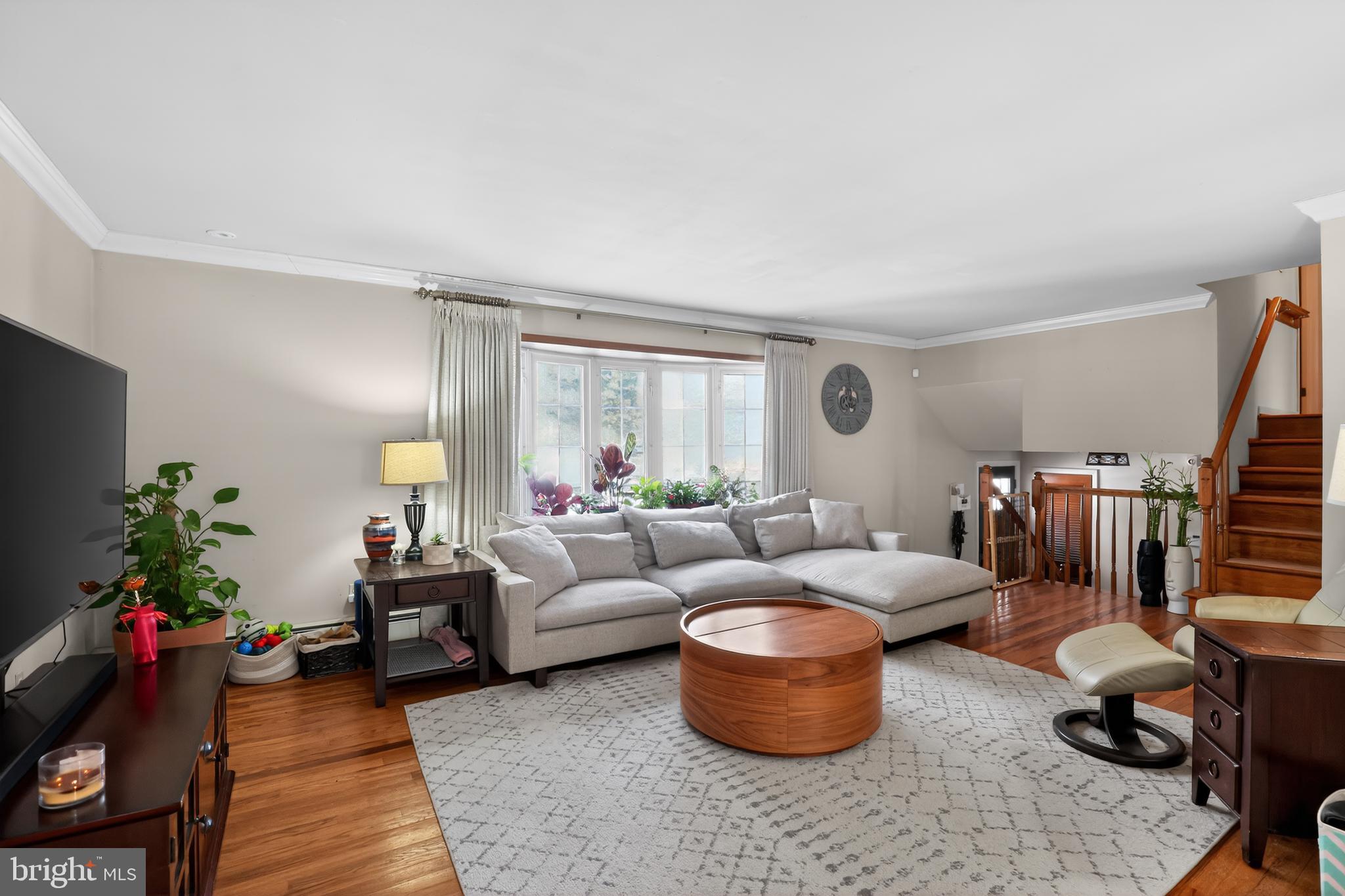 1015 SYCAMORE AVENUE