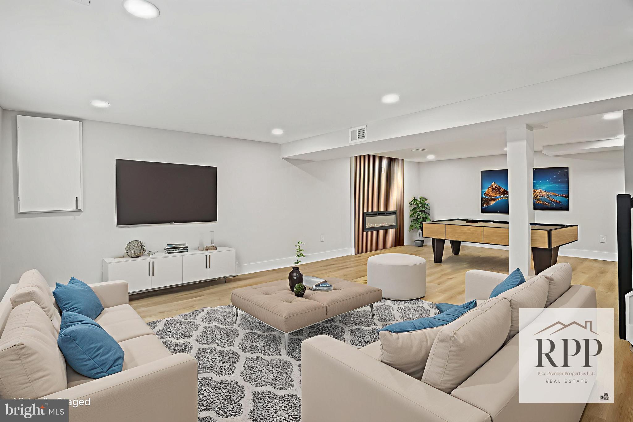 BRADBURY HEIGHTS - Residential