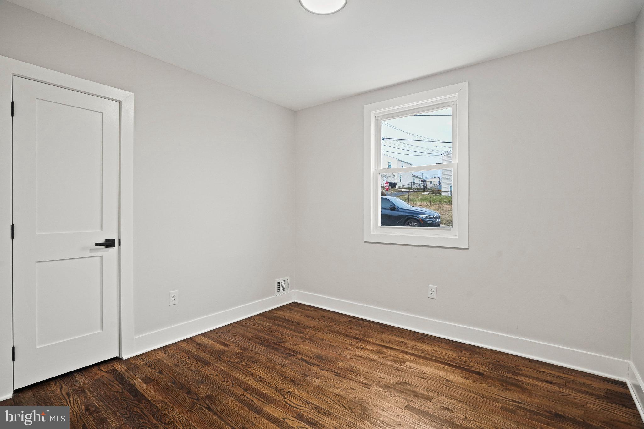 BRADBURY HEIGHTS - Residential