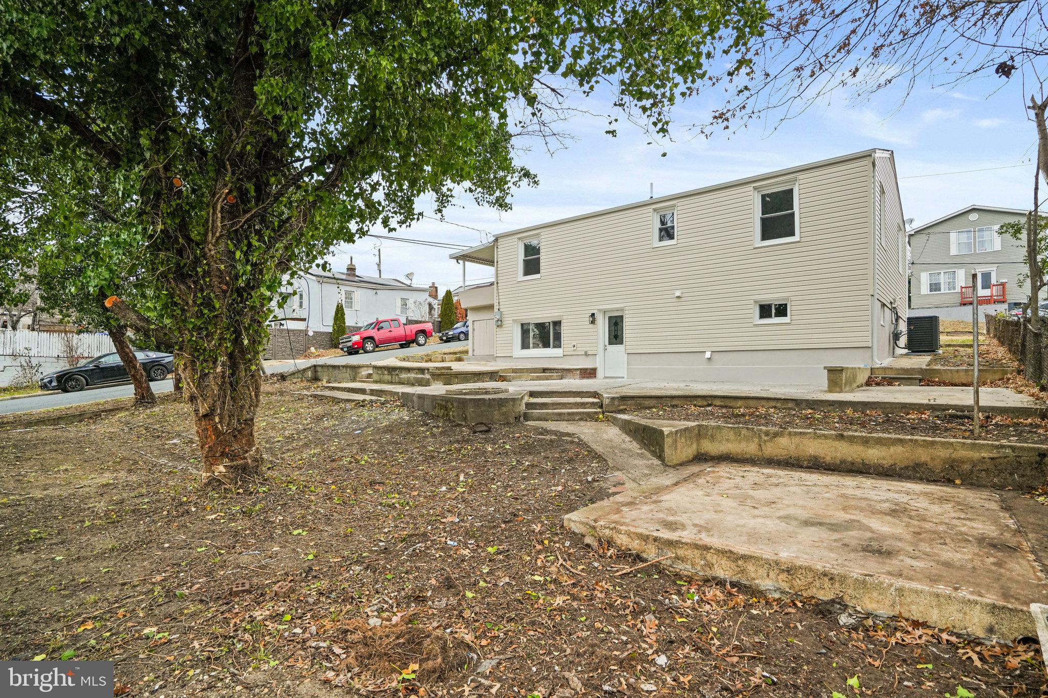 BRADBURY HEIGHTS - Residential