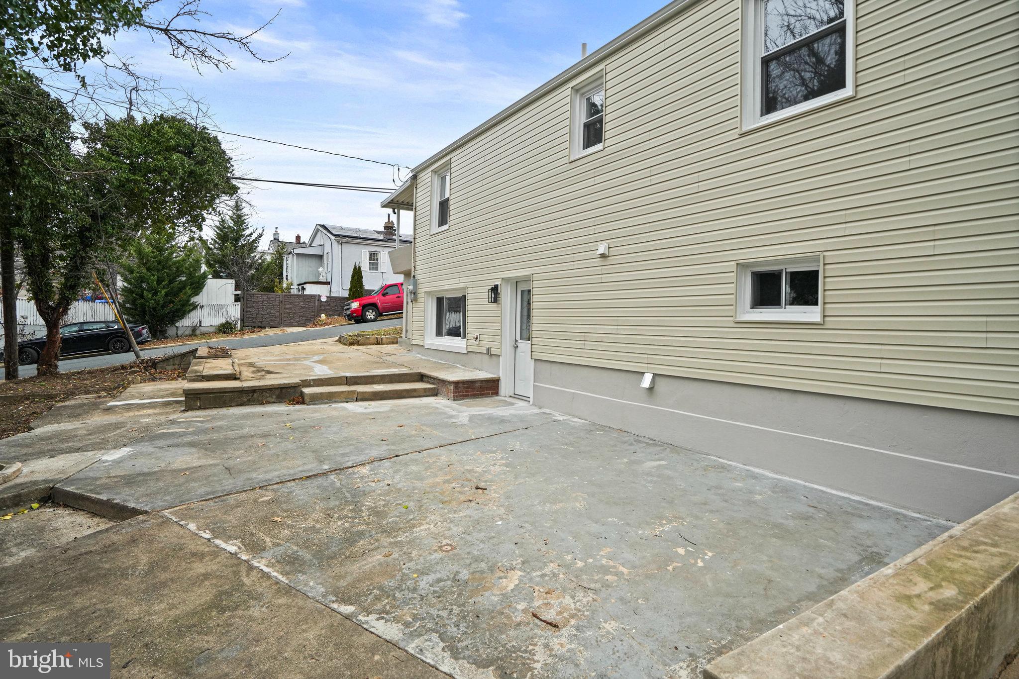 BRADBURY HEIGHTS - Residential