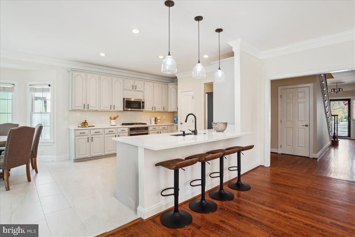 KENTLANDS - Residential