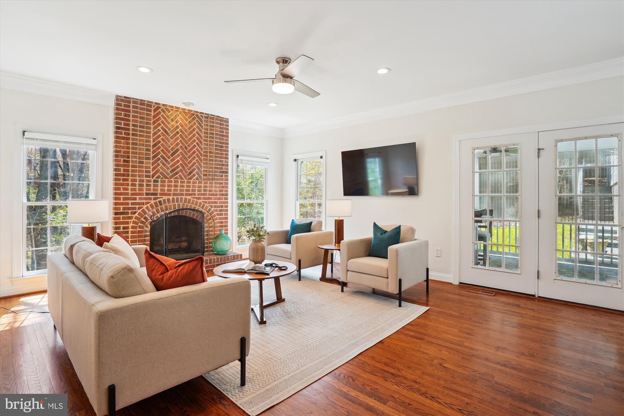 KENTLANDS - Residential