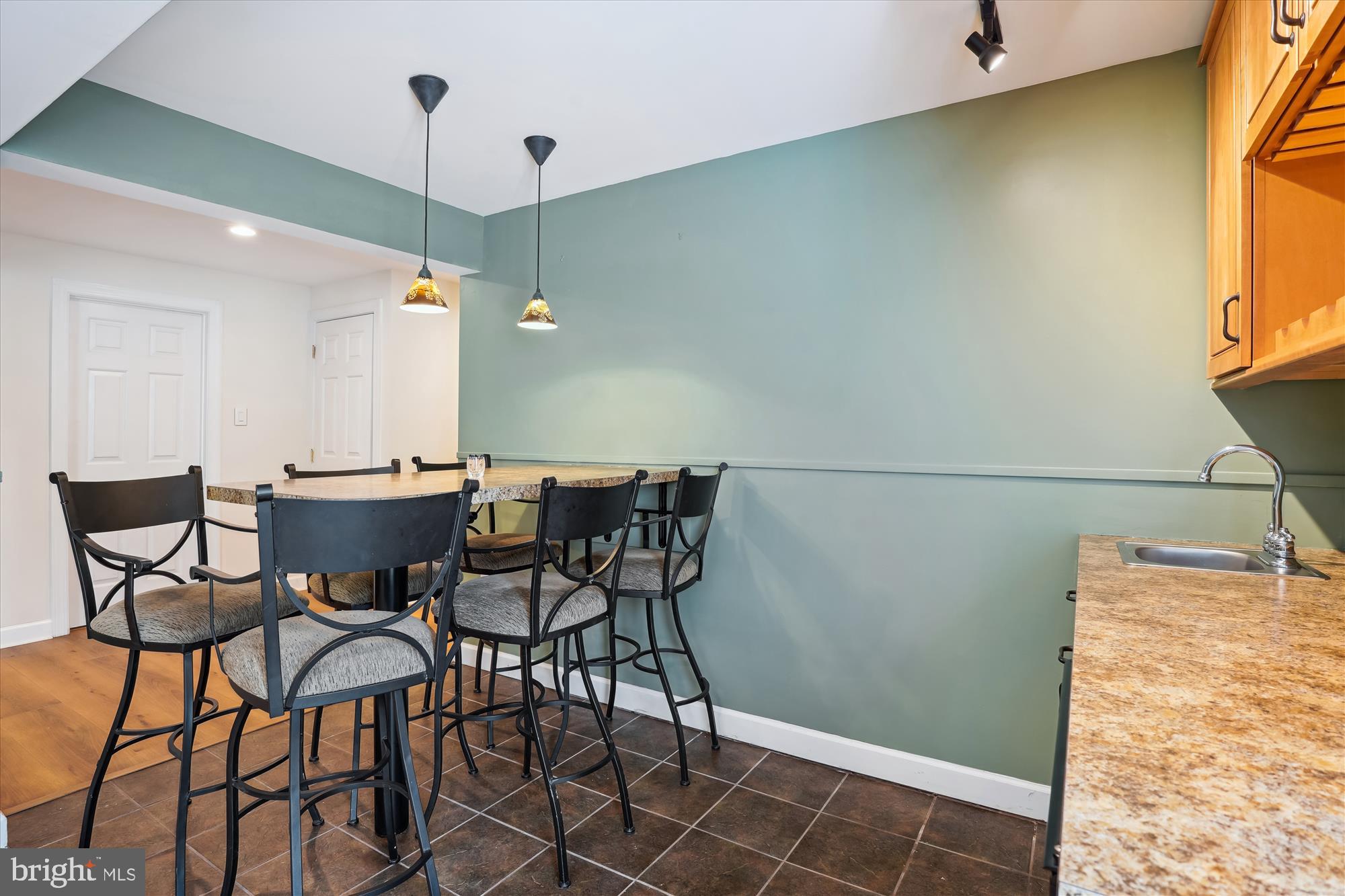 KENTLANDS - Residential