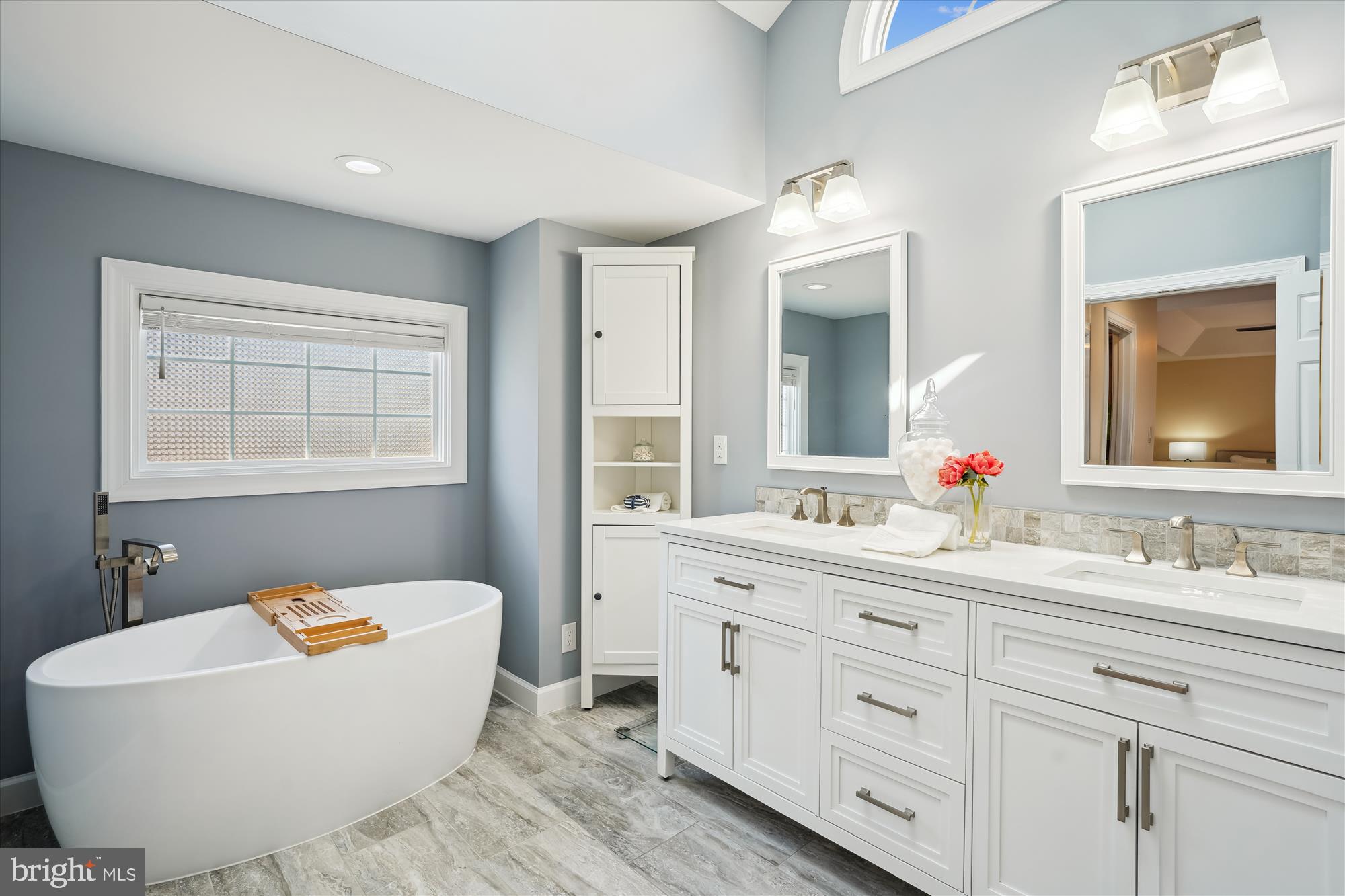 KENTLANDS - Residential